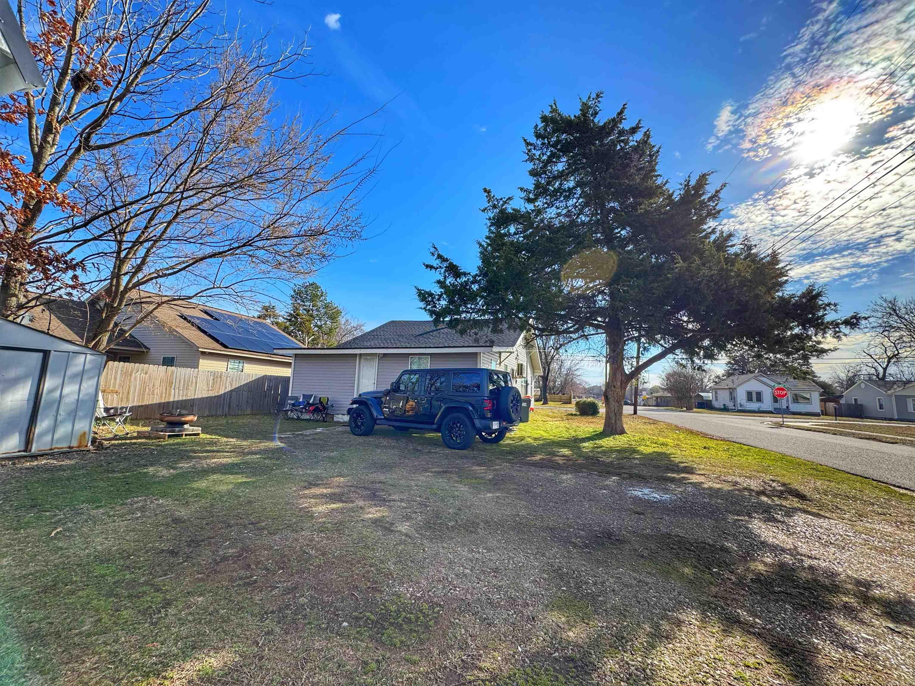 1123 N Greenwich  Russellville, AR