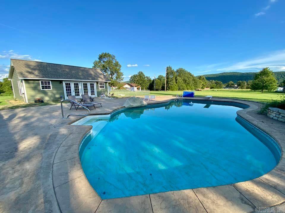 1013 Shipman Drive Mountain View, AR 72560