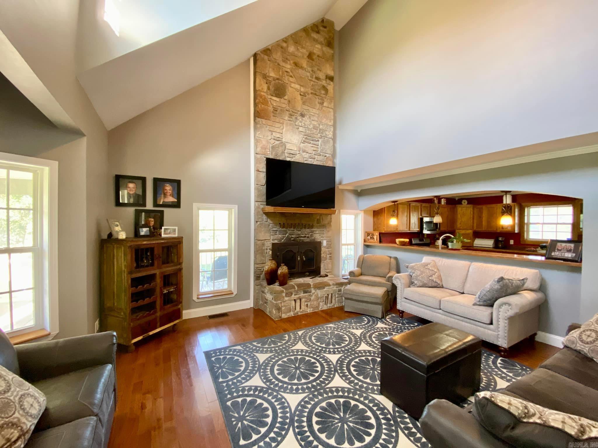 1013 Shipman Drive Mountain View, AR 72560