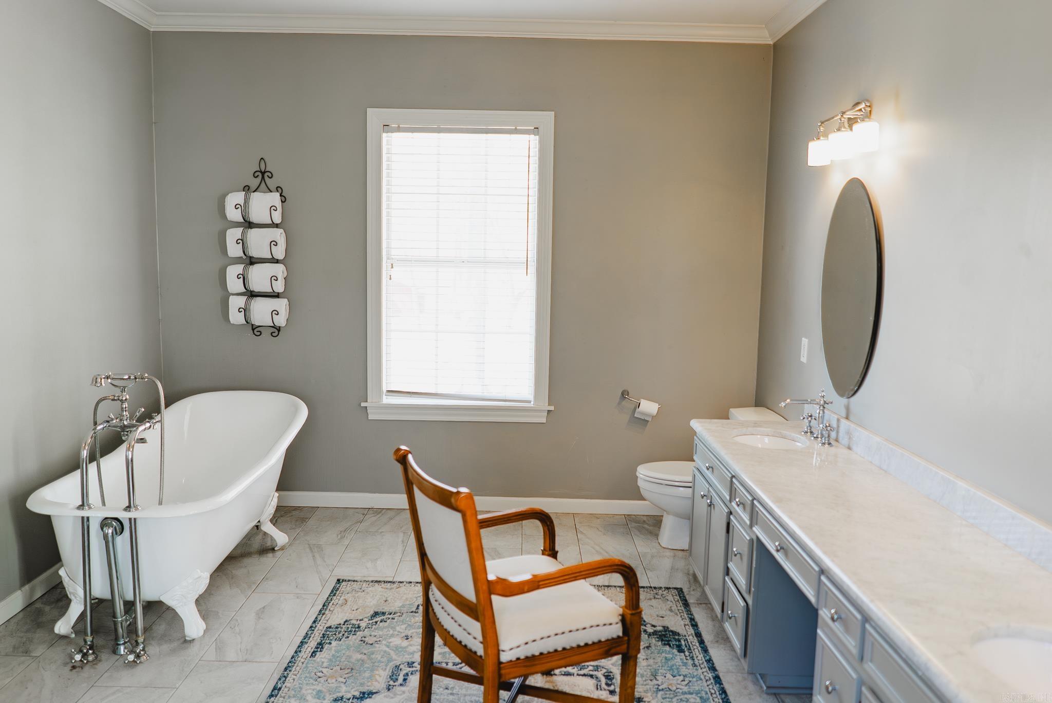 542 S Main Street Monticello, AR 71655