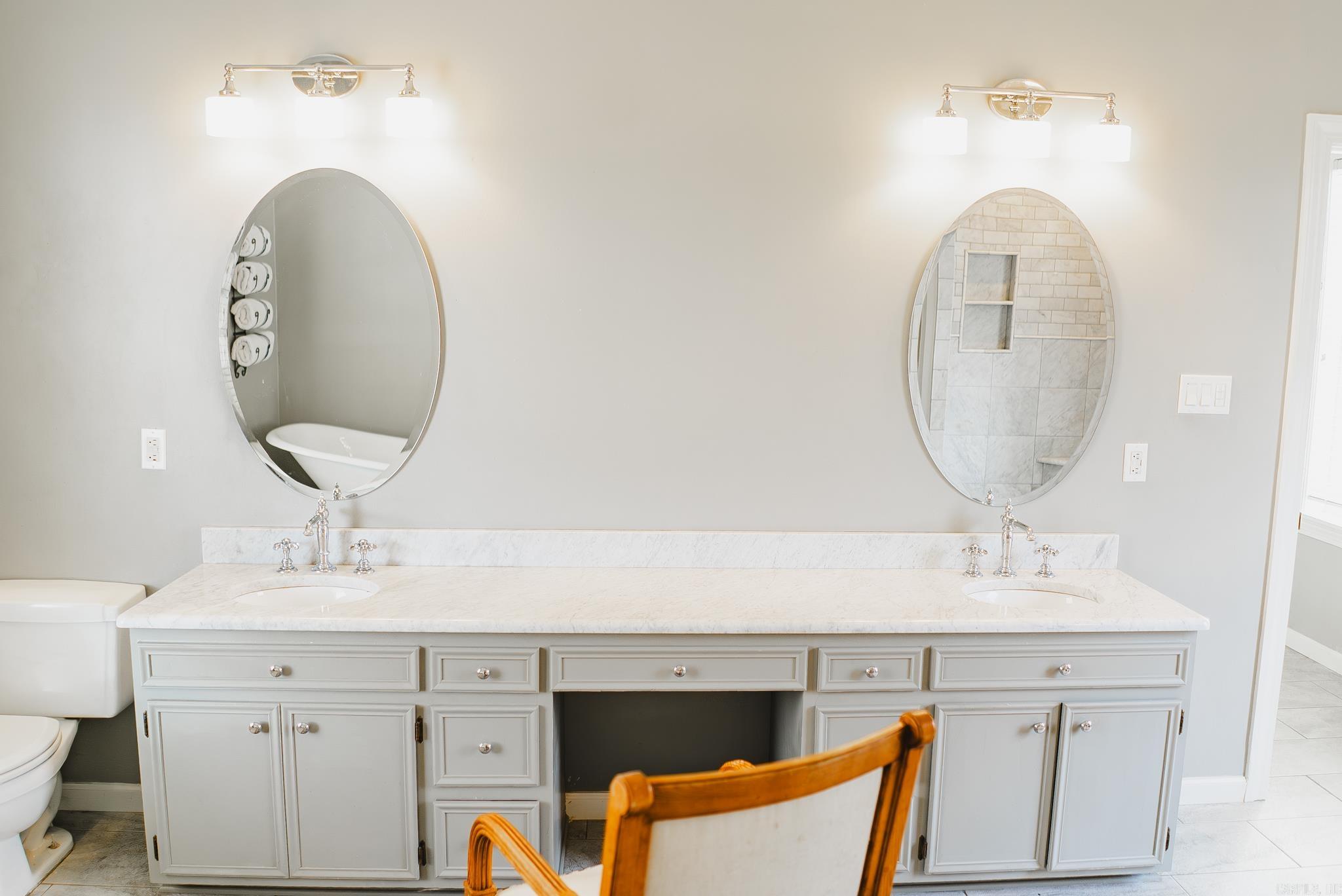 542 S Main  Monticello, AR