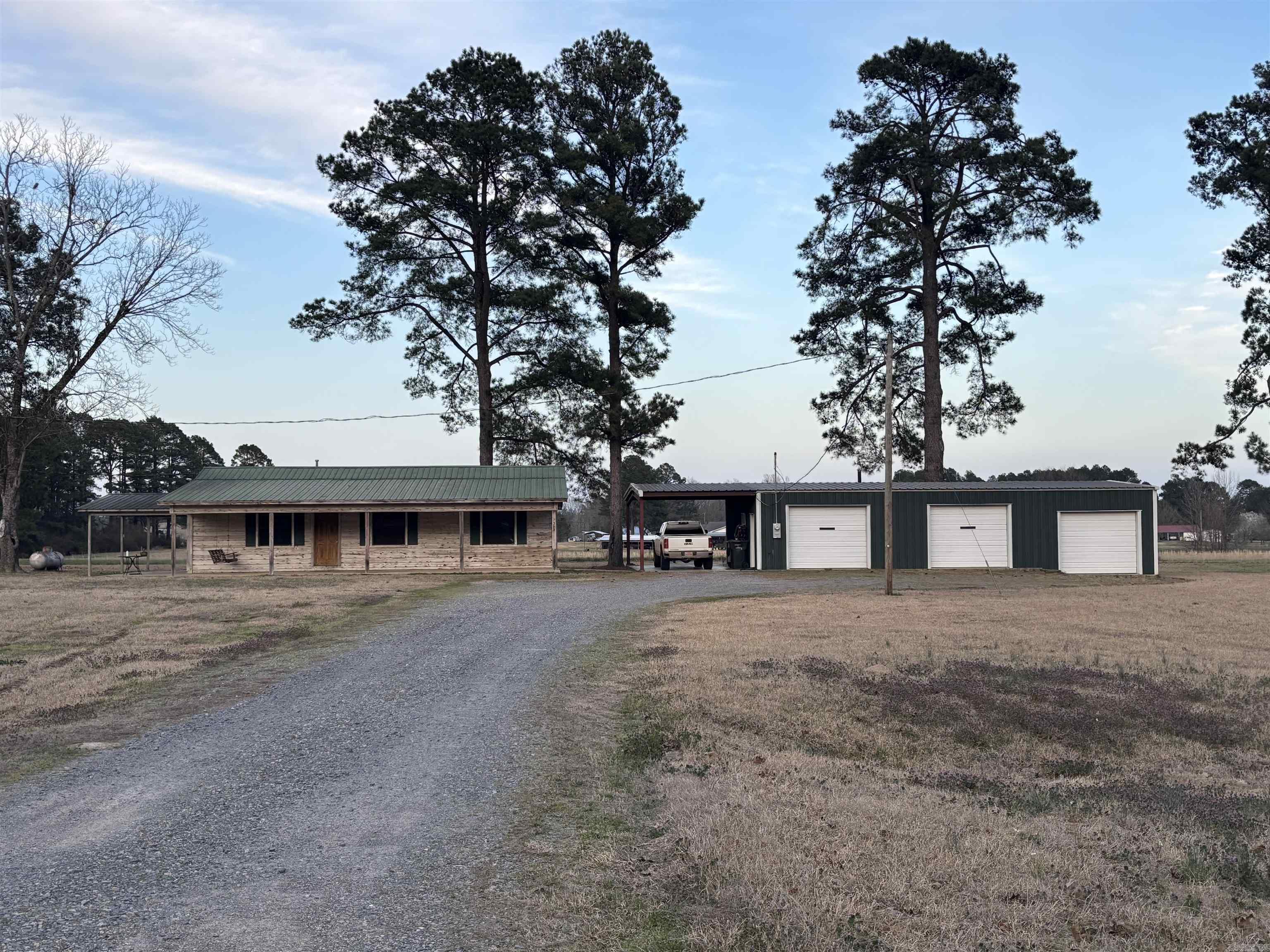 363 N Hwy 8  Warren, AR