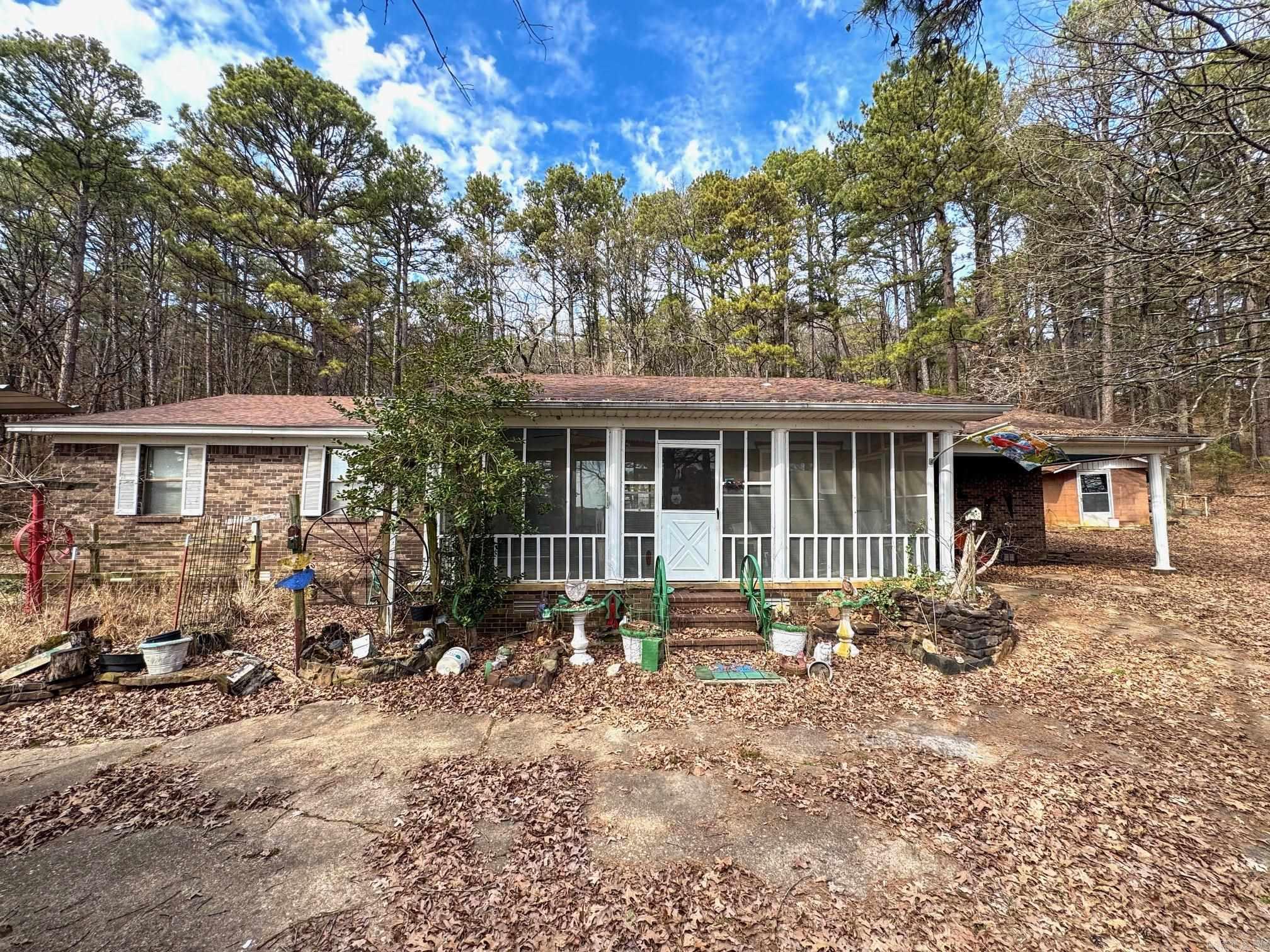 2482 County Road 3451 Clarksville, AR 72830