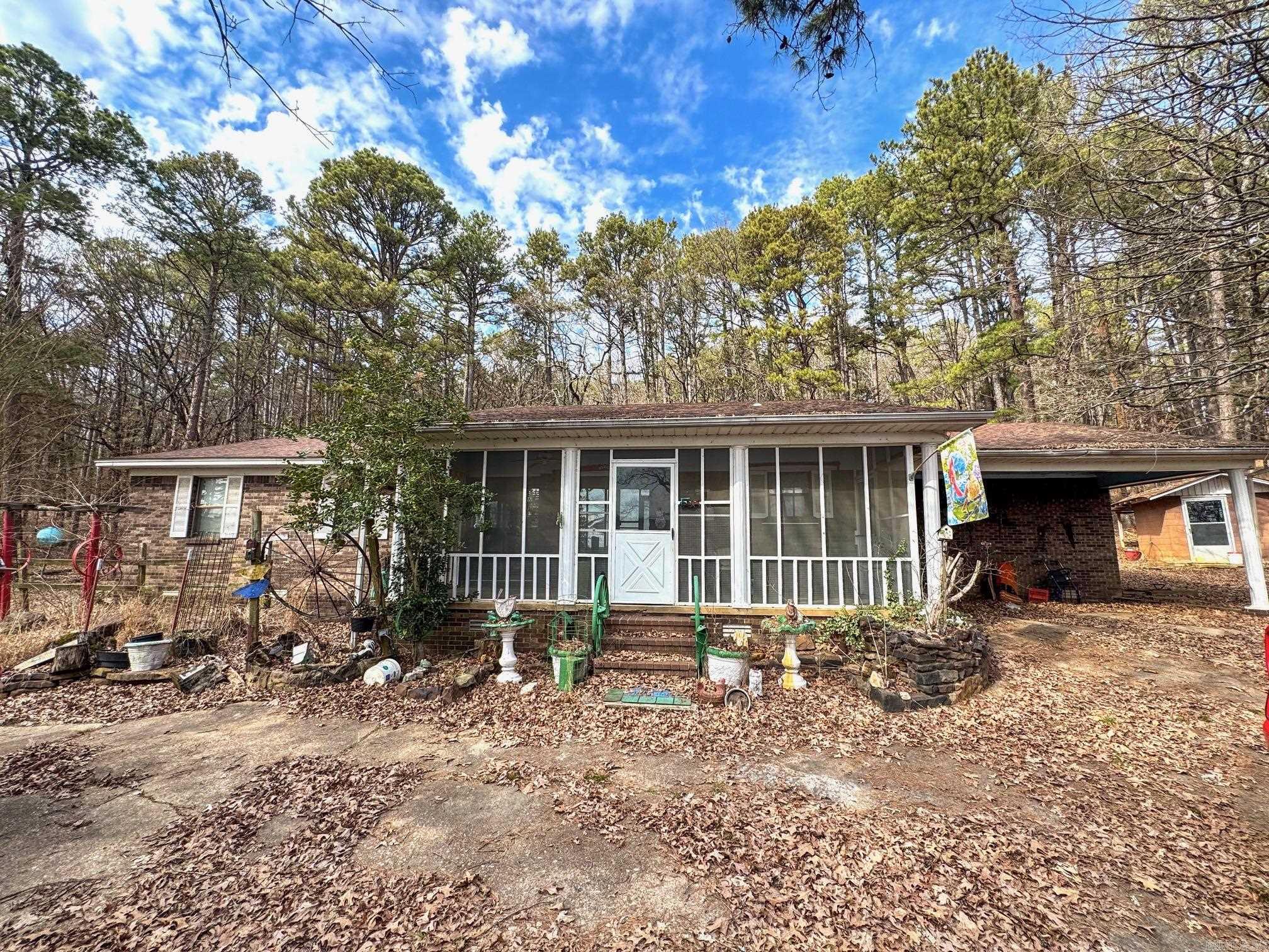 2482 County Road 3451 Clarksville, AR 72830