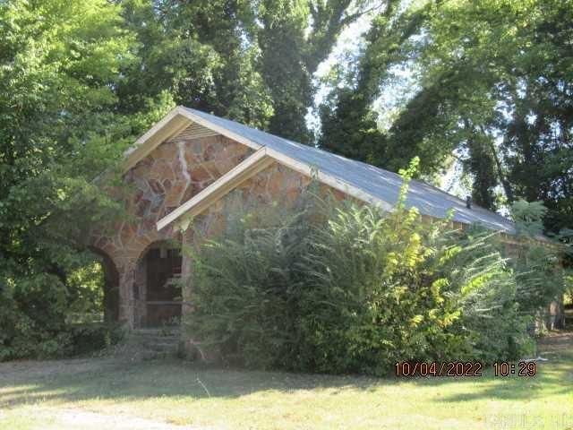 806 Magnolia St North Little Rock, AR 72114