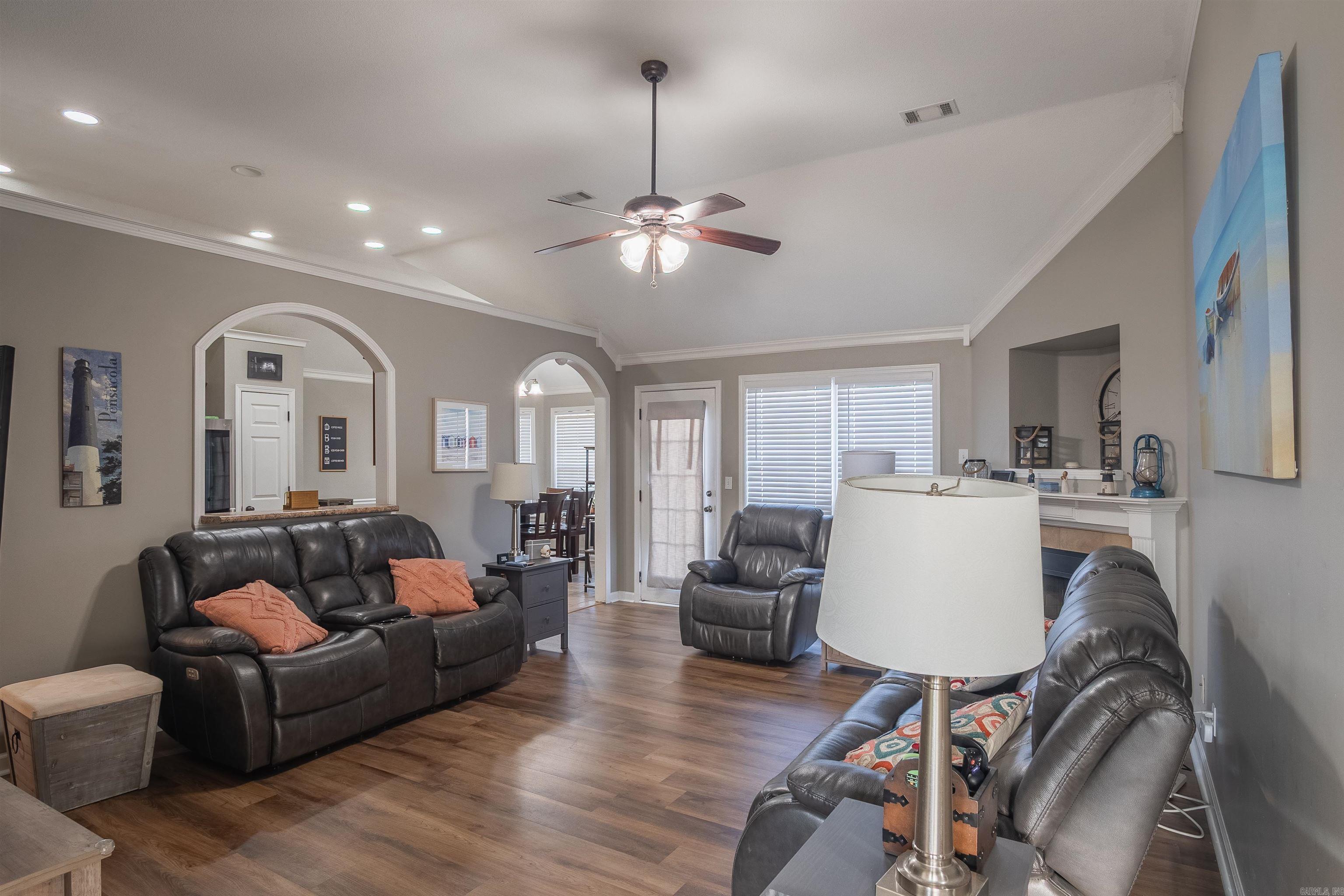 12 Payton Drive — photo 3