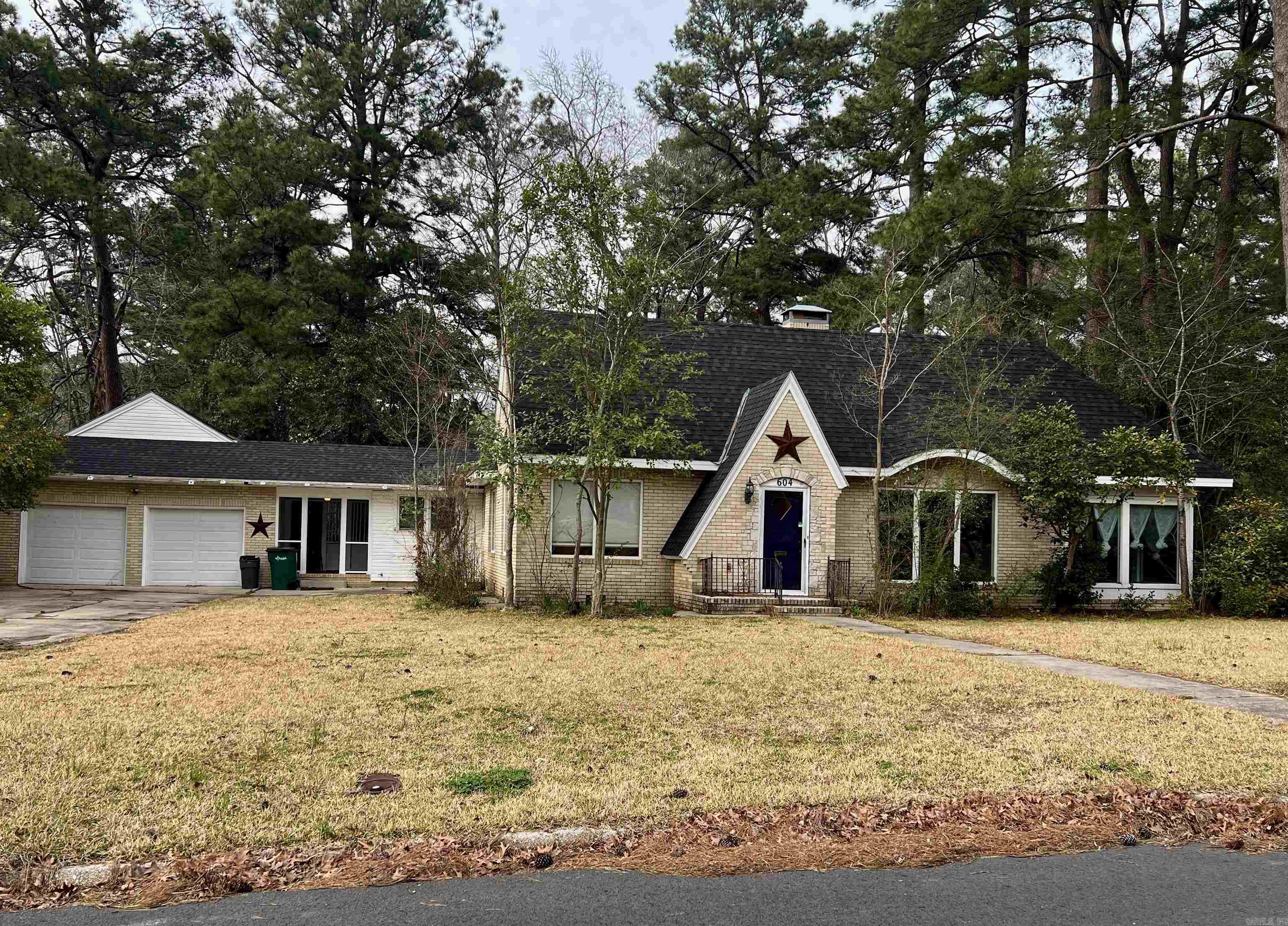 604 E 10th Street El Dorado, AR 71730