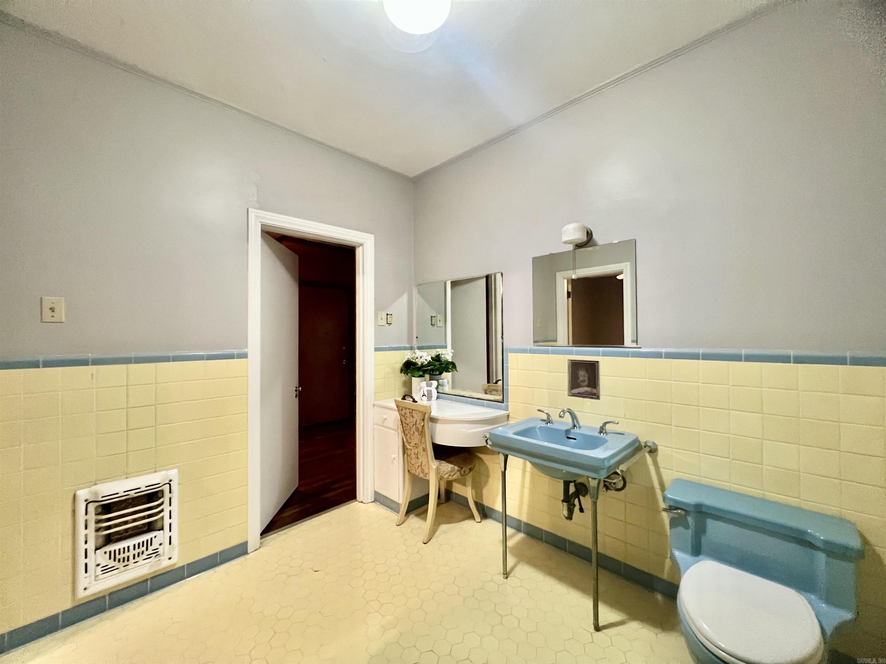 604 E 10th Street El Dorado, AR 71730