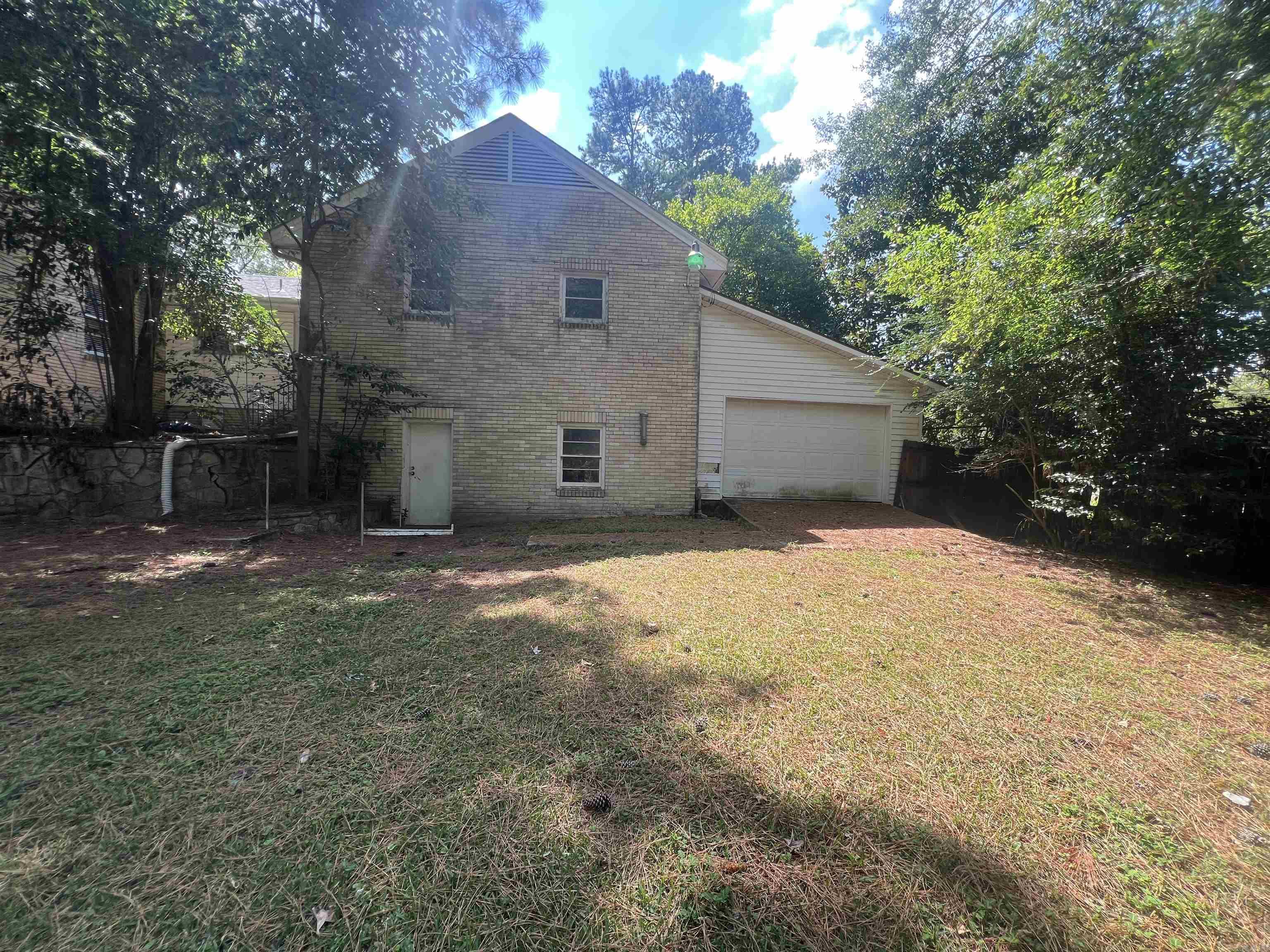 604 E 10th Street El Dorado, AR 71730