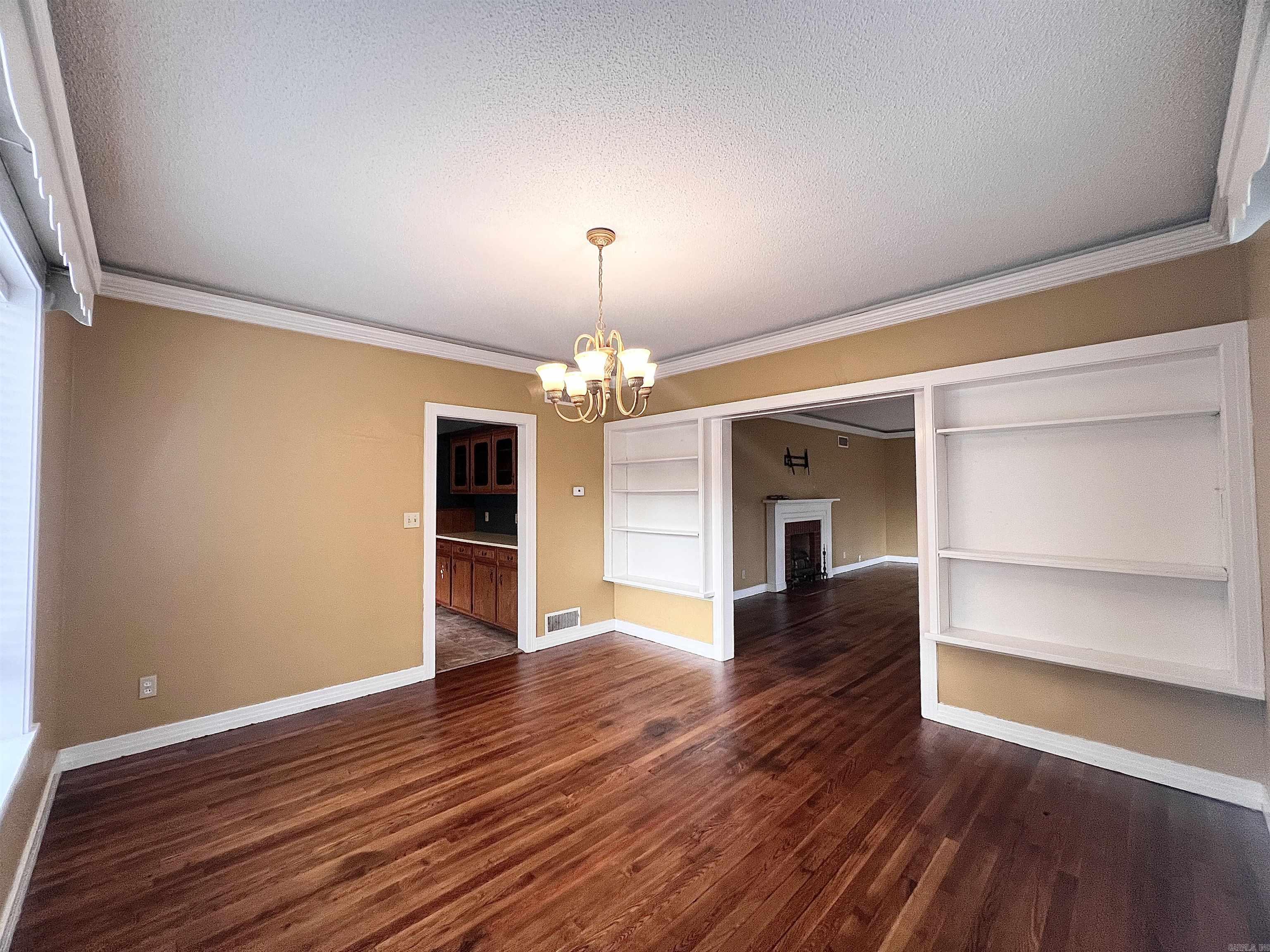 604 E 10th Street El Dorado, AR 71730