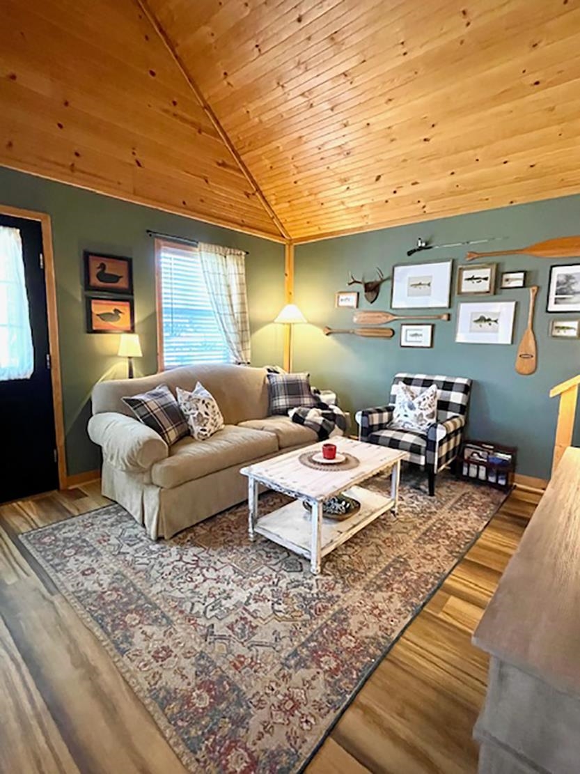 89 B E Valley  Hardy, AR