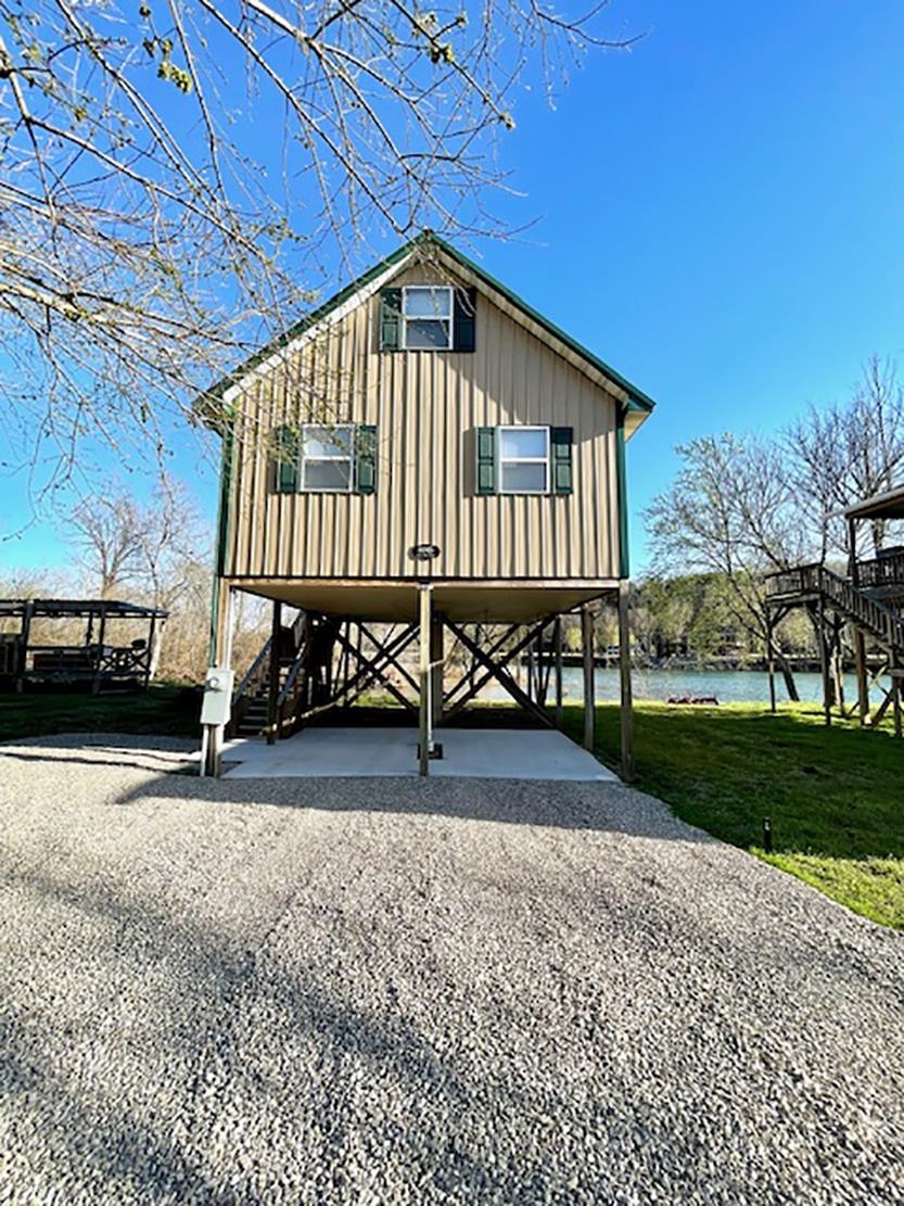 89 B E Valley  Hardy, AR