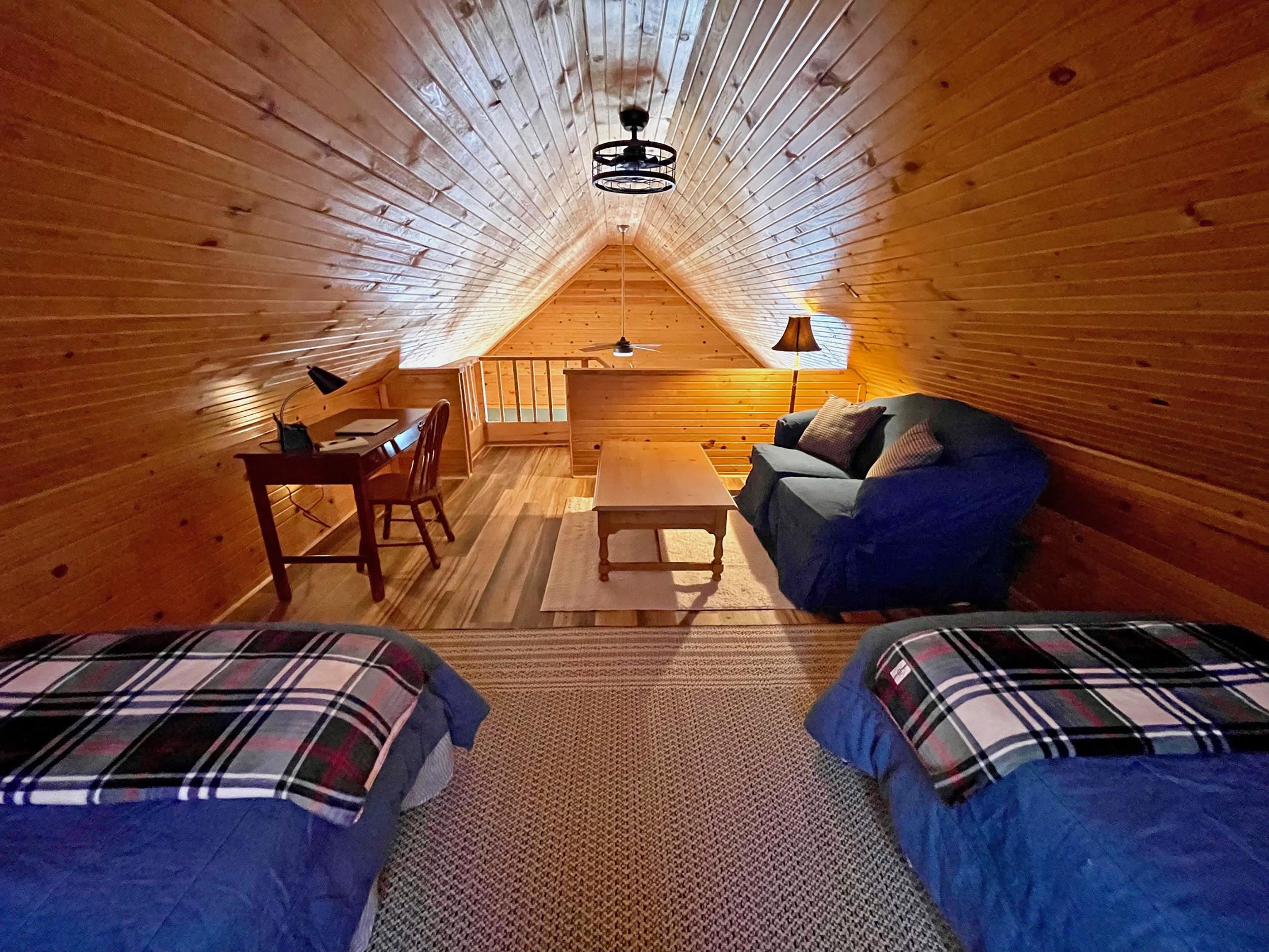 89 B E Valley  Hardy, AR