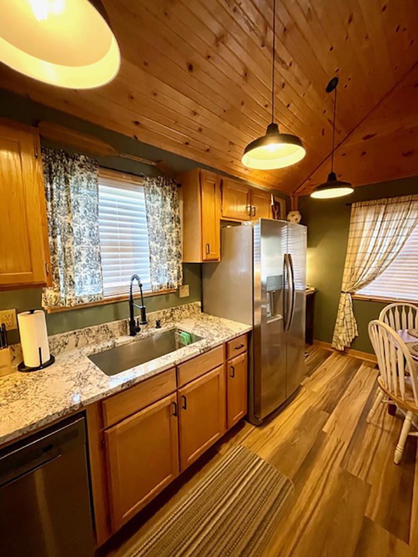 89 B E Valley  Hardy, AR