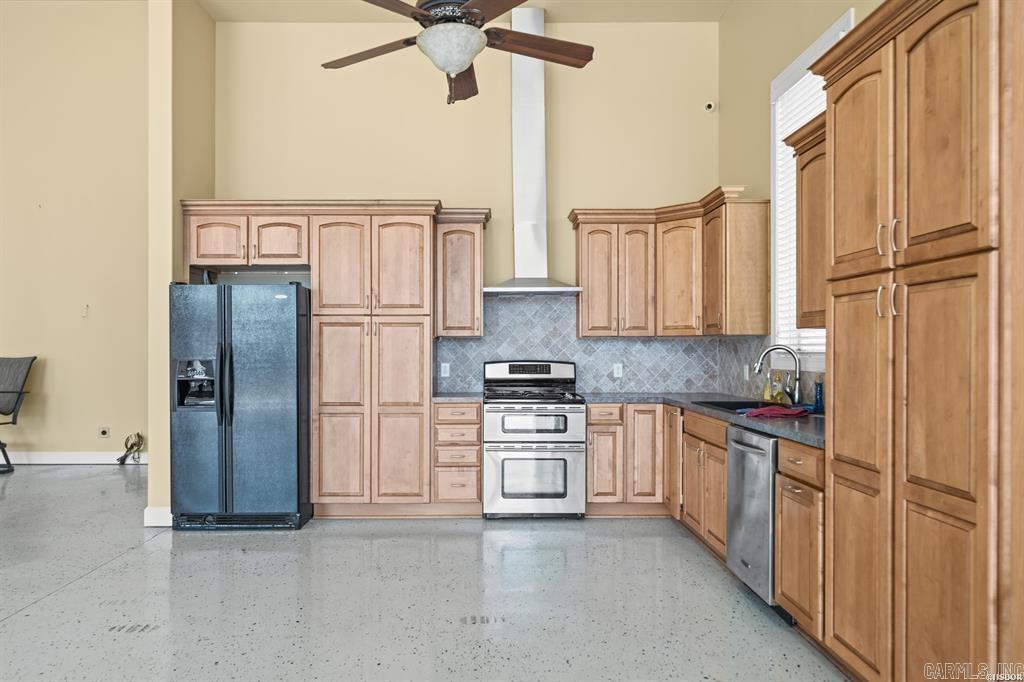 1601 Marion Anderson  Hot Springs, AR