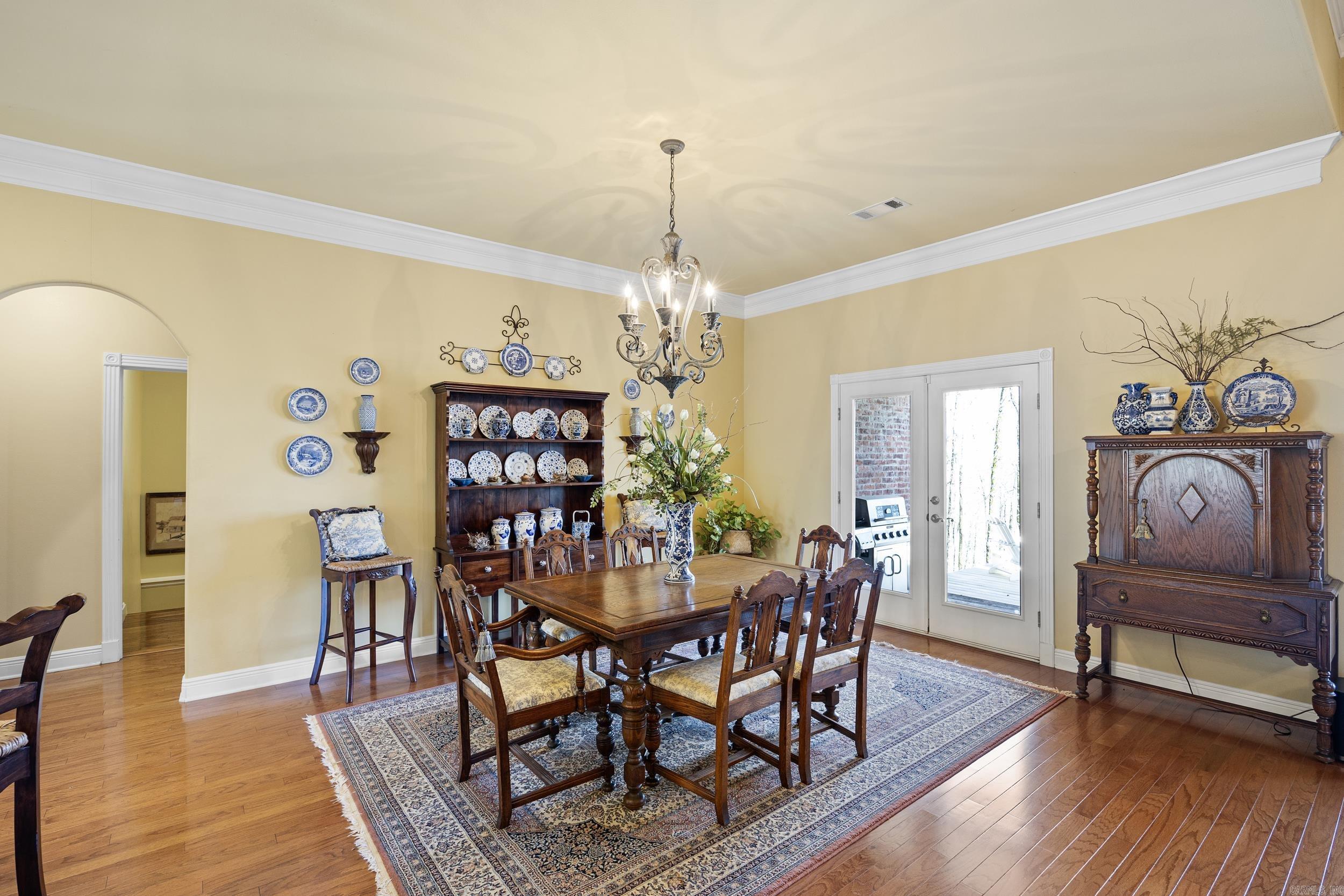 4 Robins Ridge Road Morrilton, AR 72110