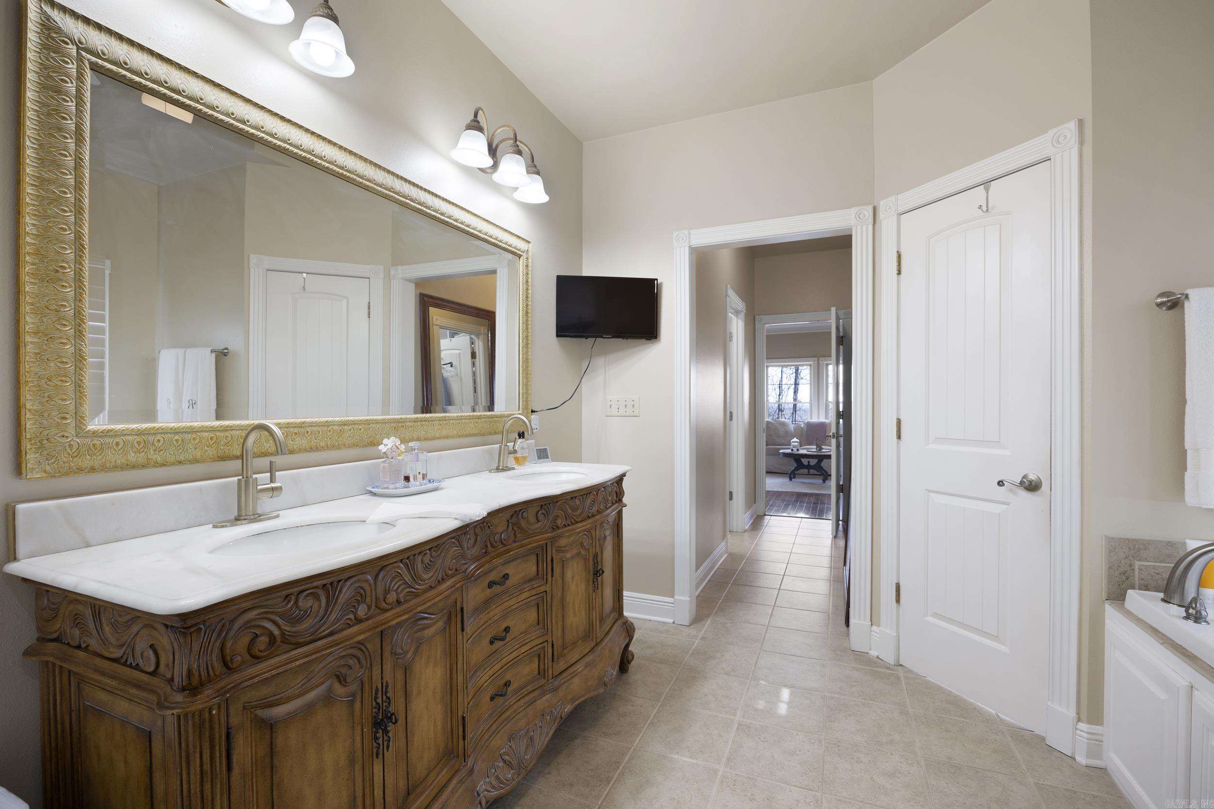 4 Robins Ridge Road Morrilton, AR 72110