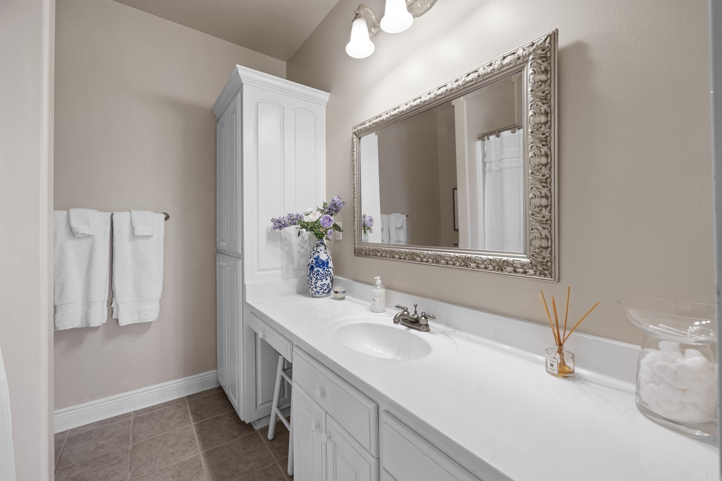 4 Robins Ridge Road Morrilton, AR 72110