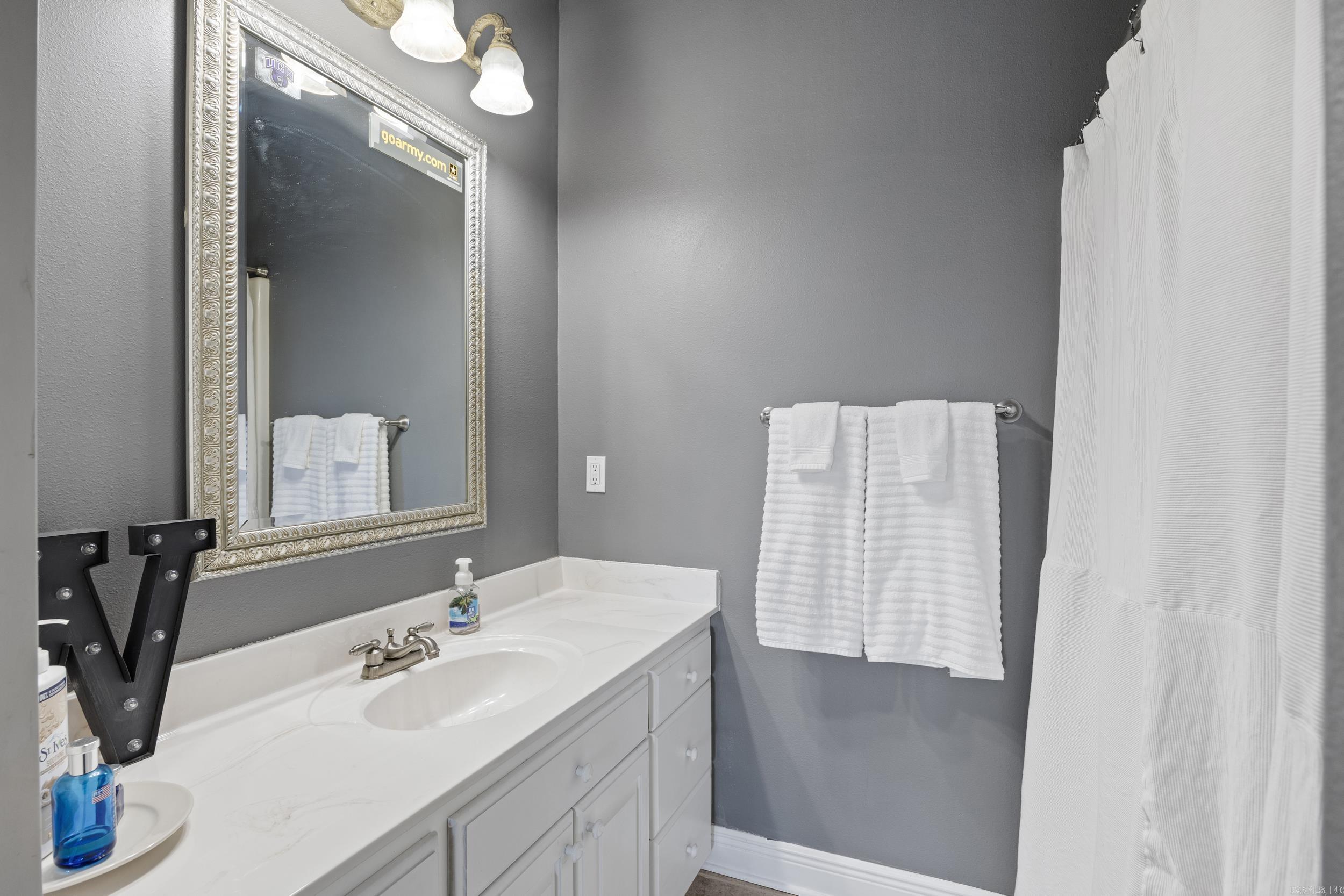 4 Robins Ridge Road Morrilton, AR 72110