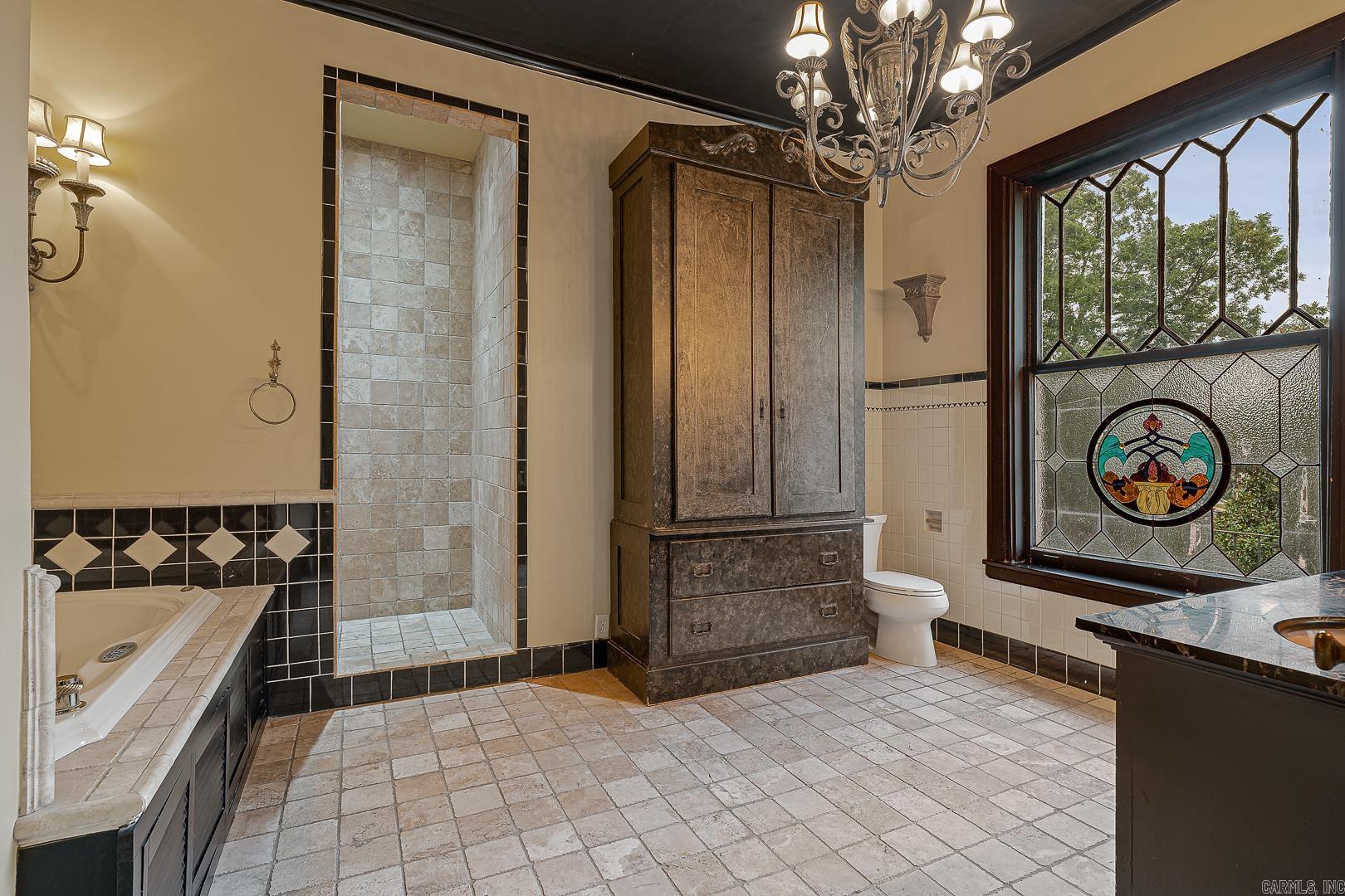 1419 S Main  Jonesboro, AR