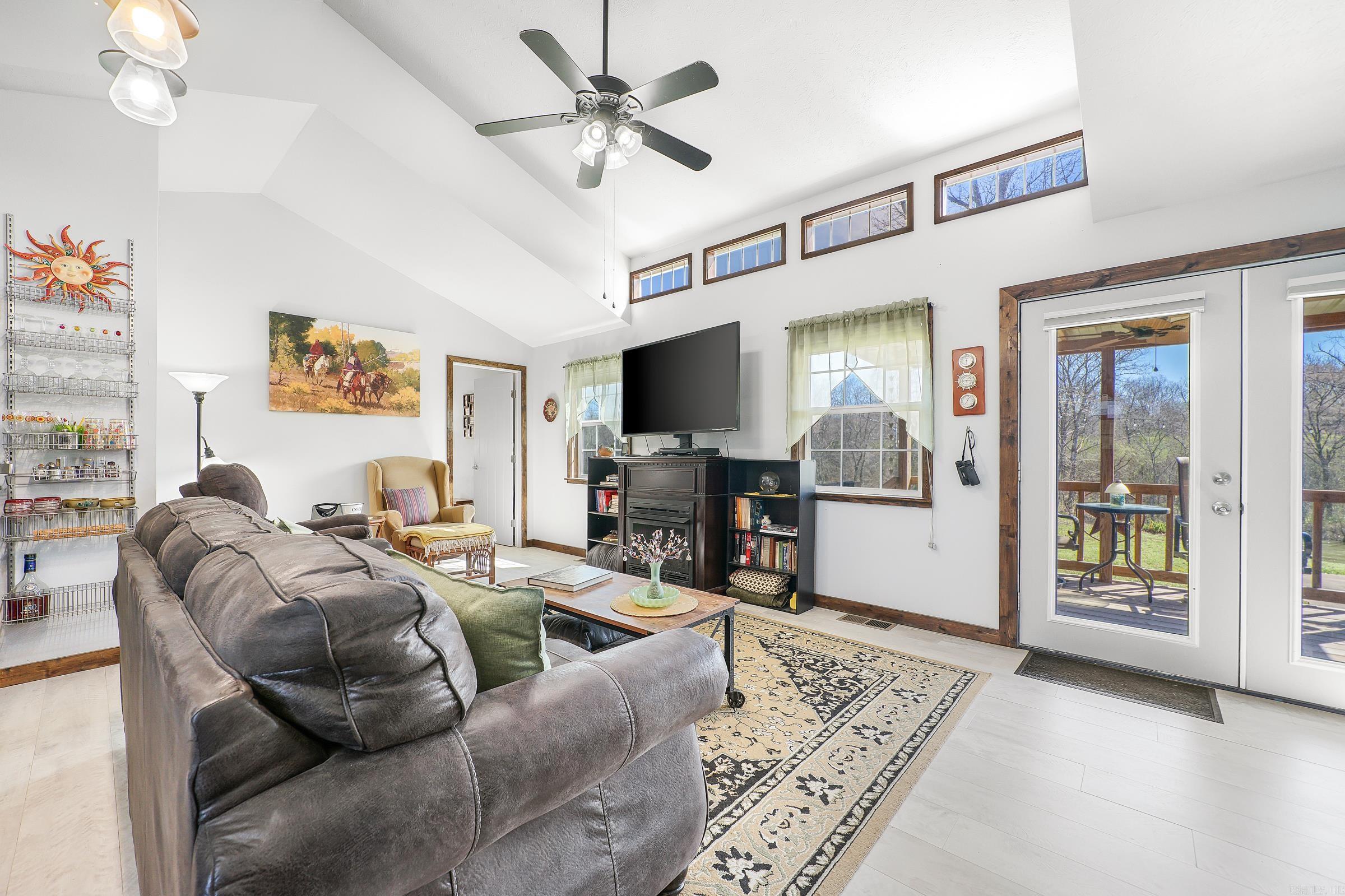 539 Clinton Crossing  Gillham, AR