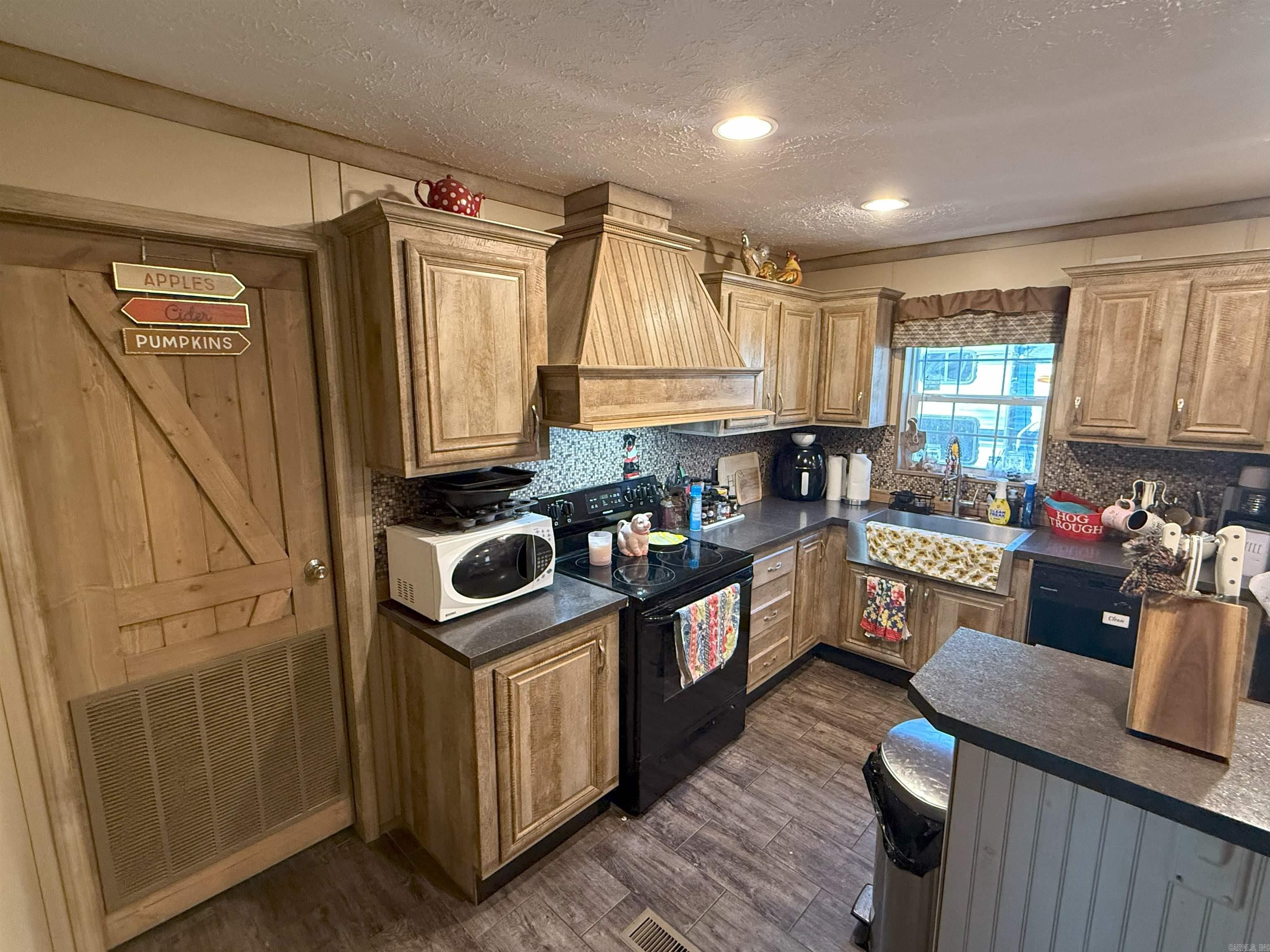 61 Wilderness  Greenbrier, AR