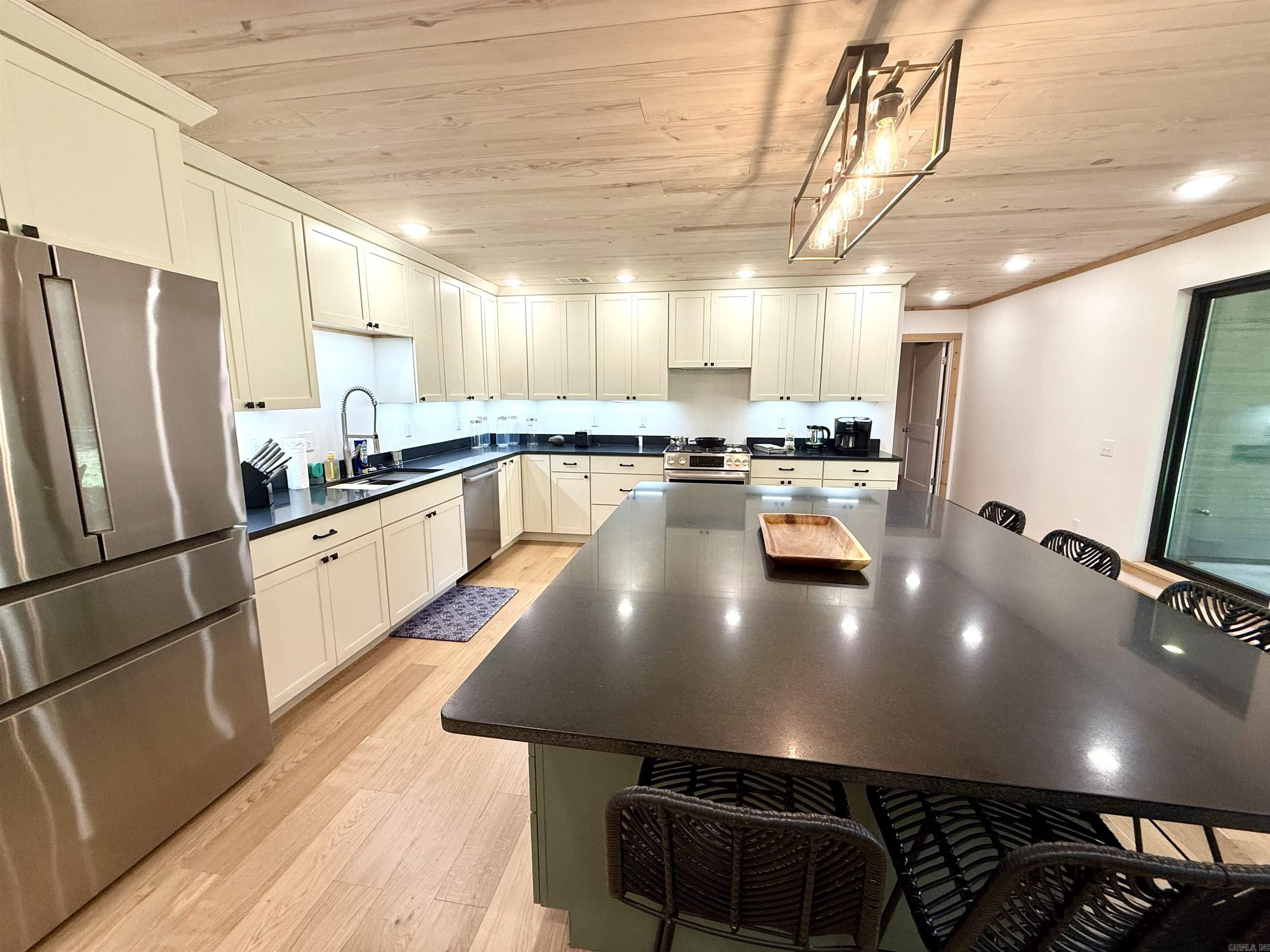 119 E River  Pangburn, AR