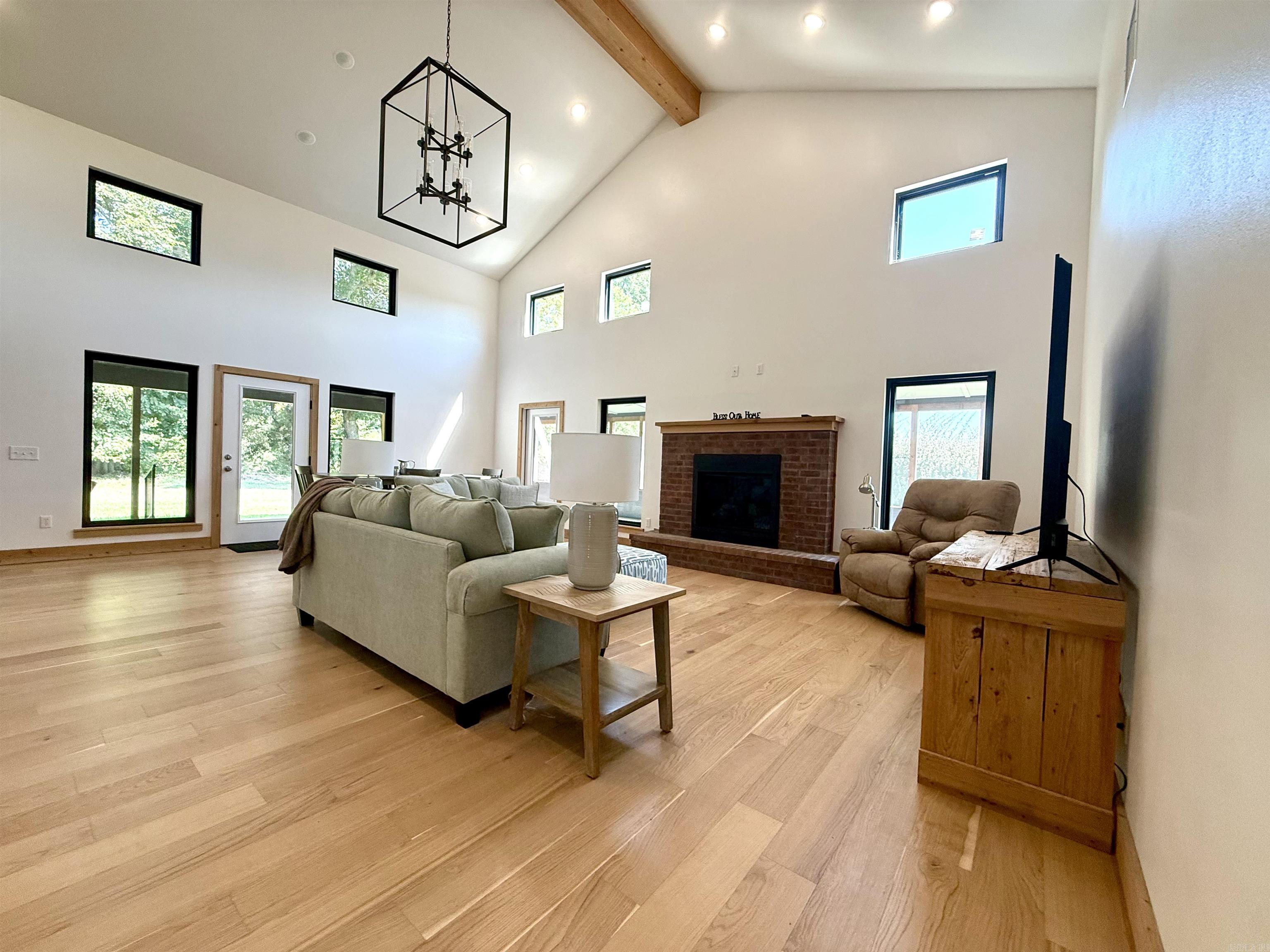 119 E River  Pangburn, AR