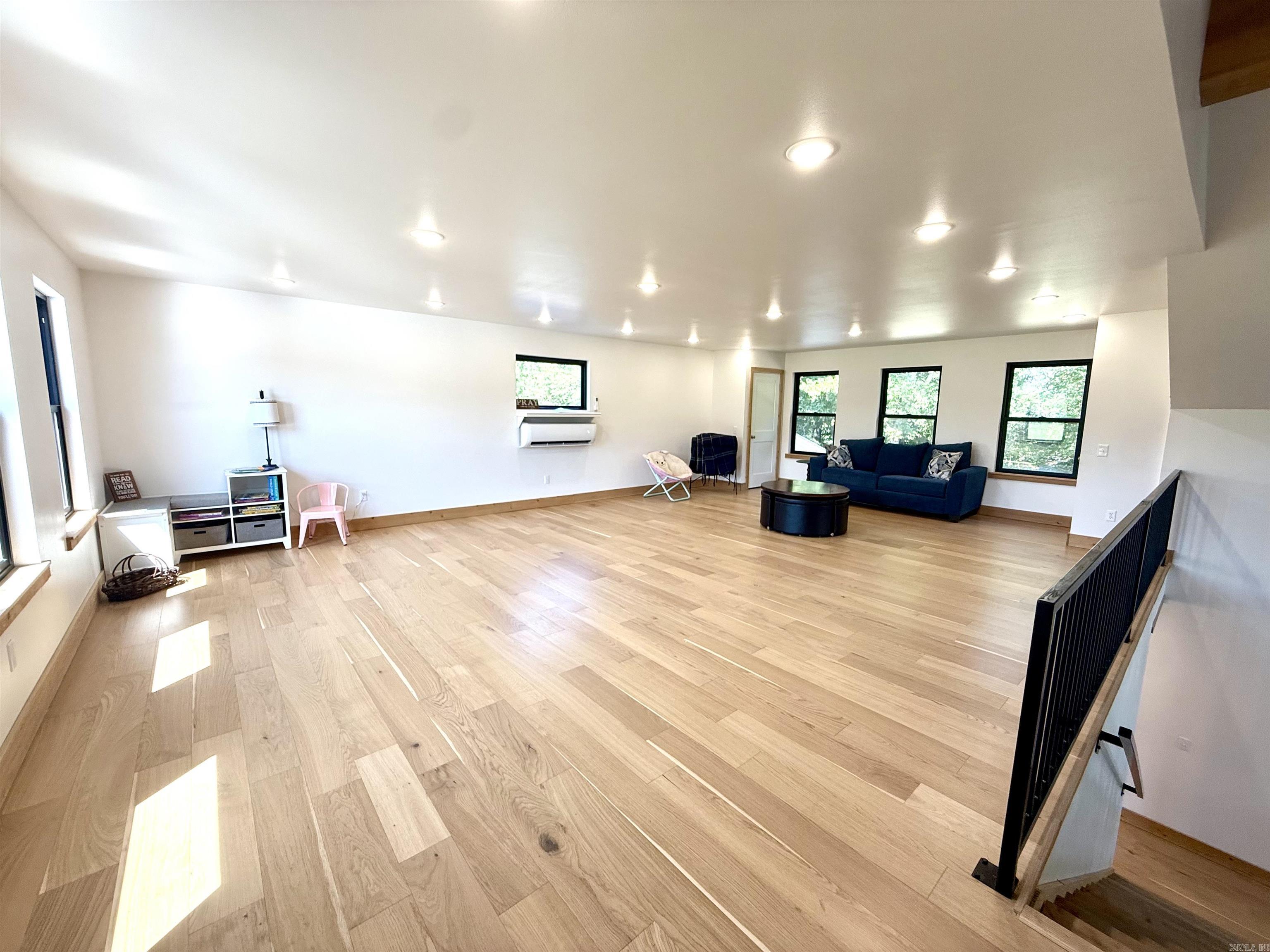 119 E River  Pangburn, AR