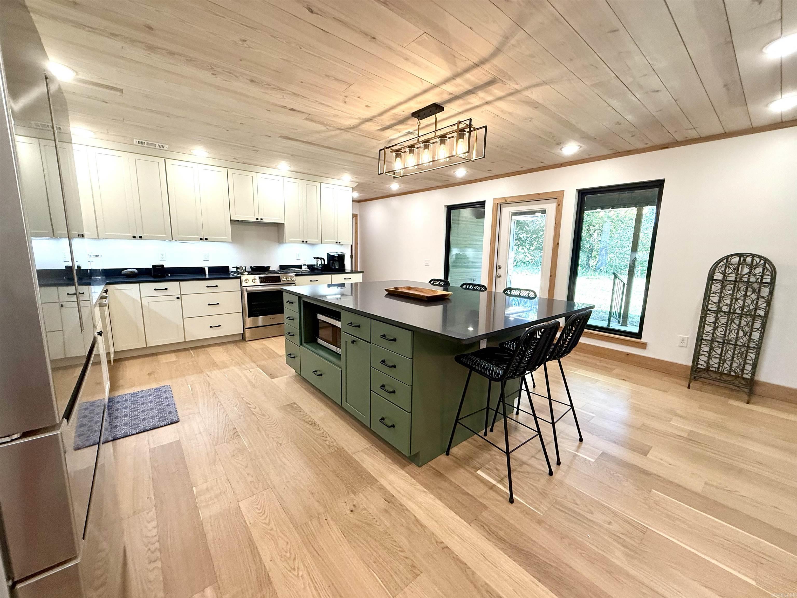 119 E River  Pangburn, AR