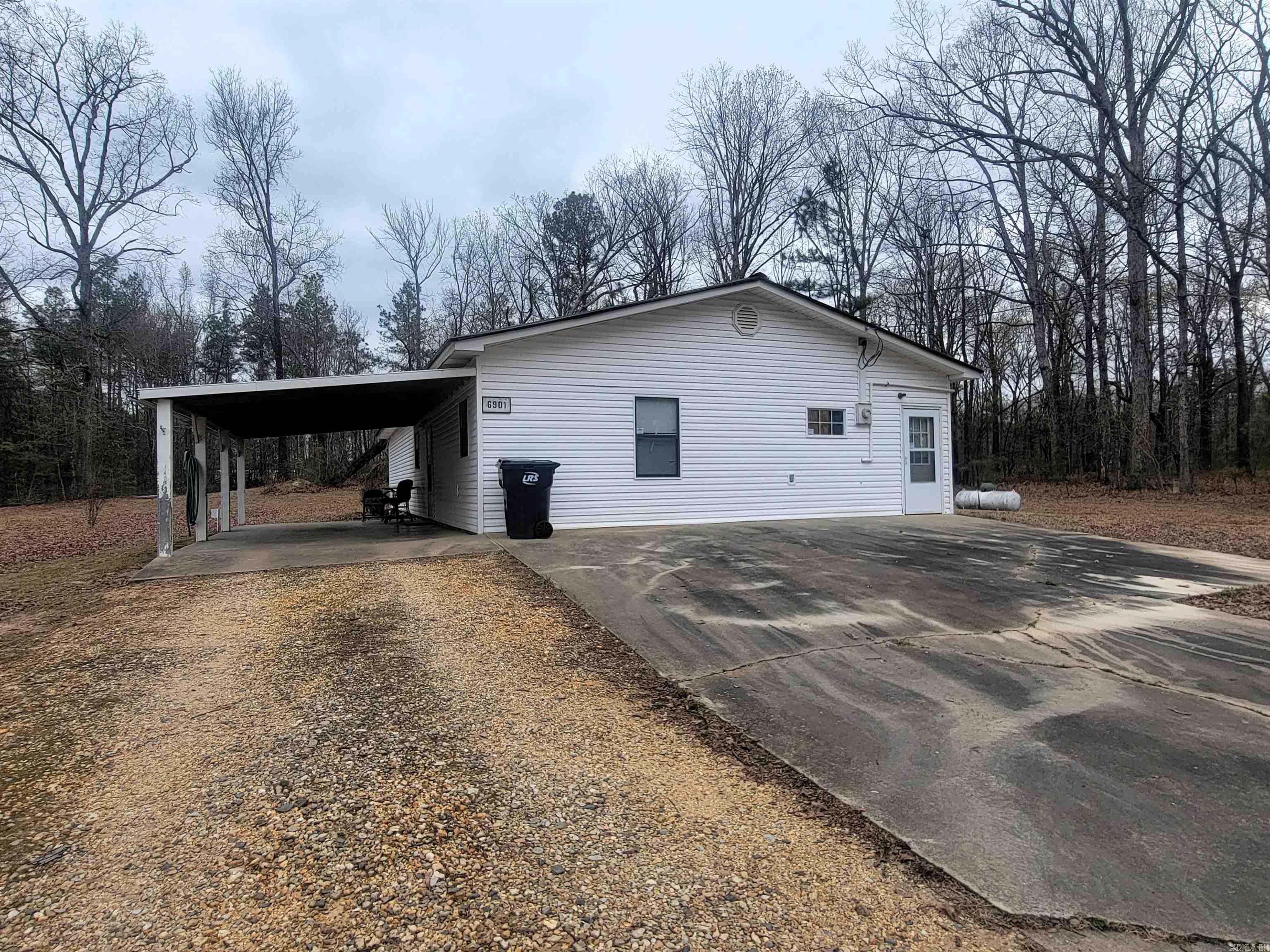 6901 Camden Cutoff  Pine Bluff, AR