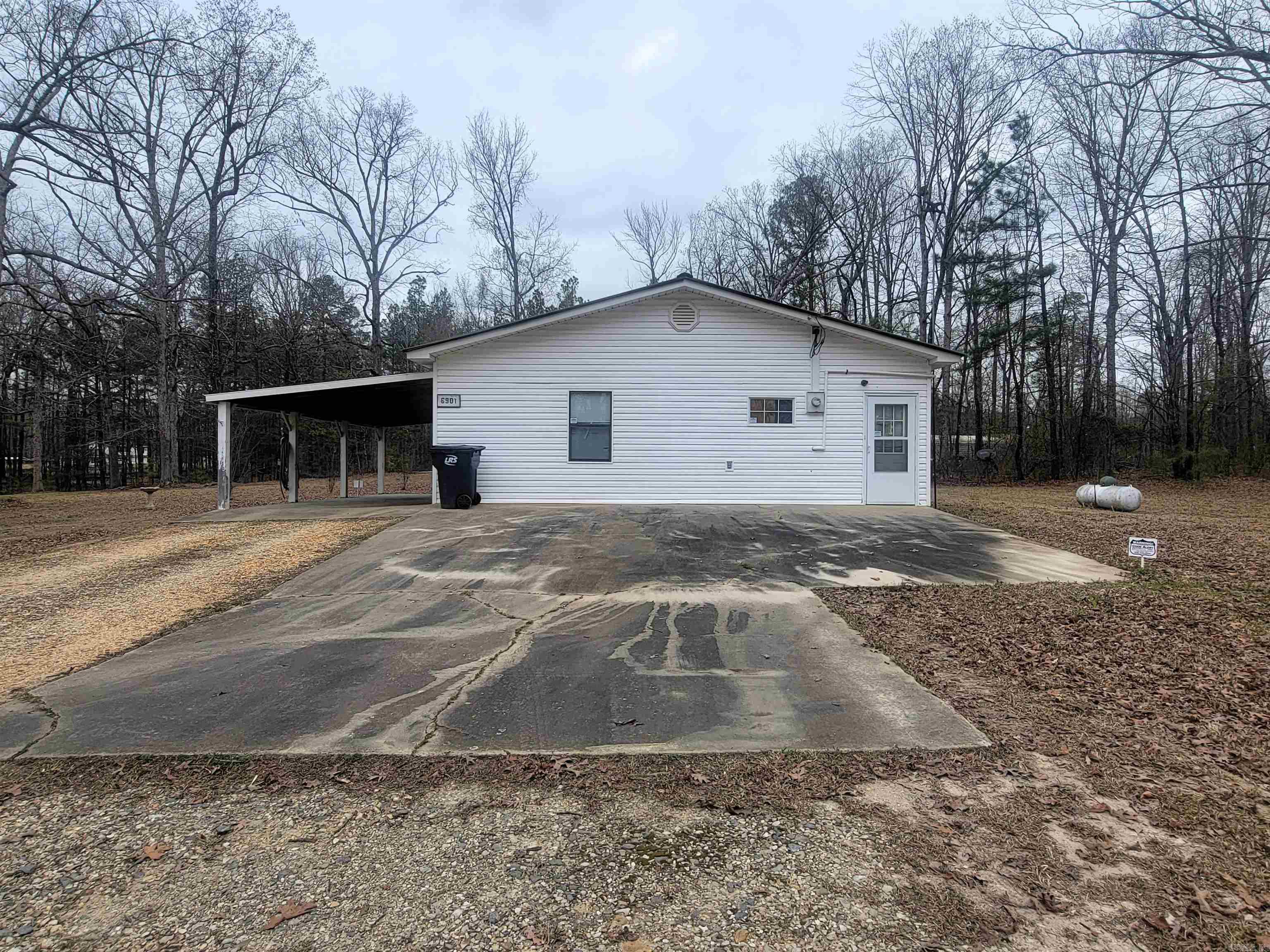 6901 Camden Cutoff  Pine Bluff, AR