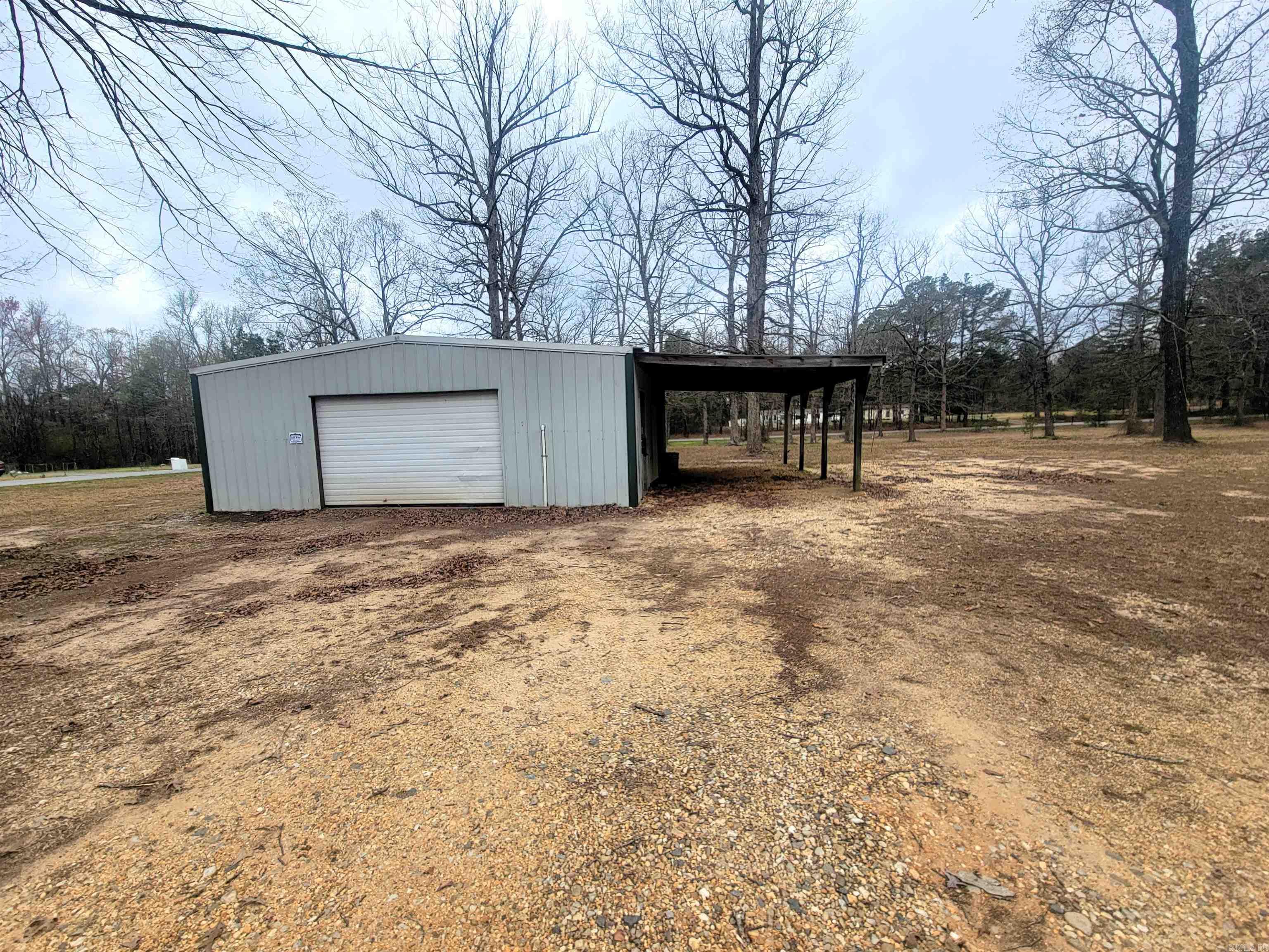 6901 Camden Cutoff  Pine Bluff, AR