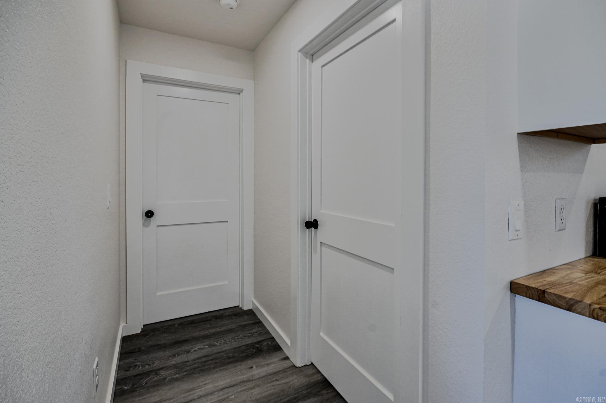 305 N Reine Street Mena, AR 71953