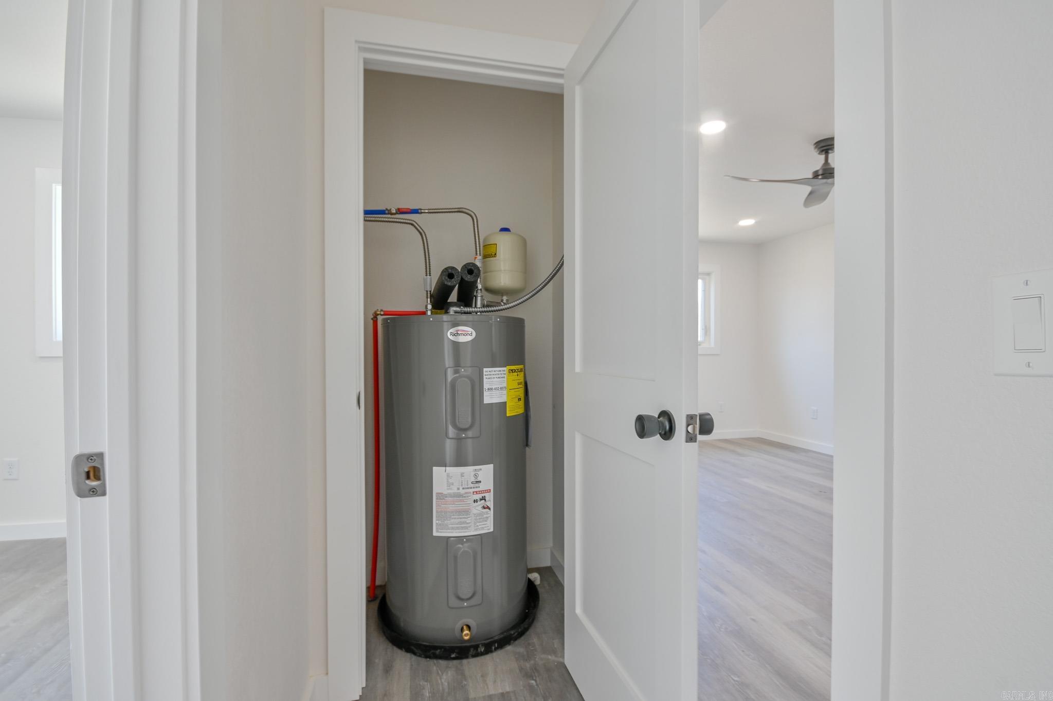 305 N Reine Street Mena, AR 71953