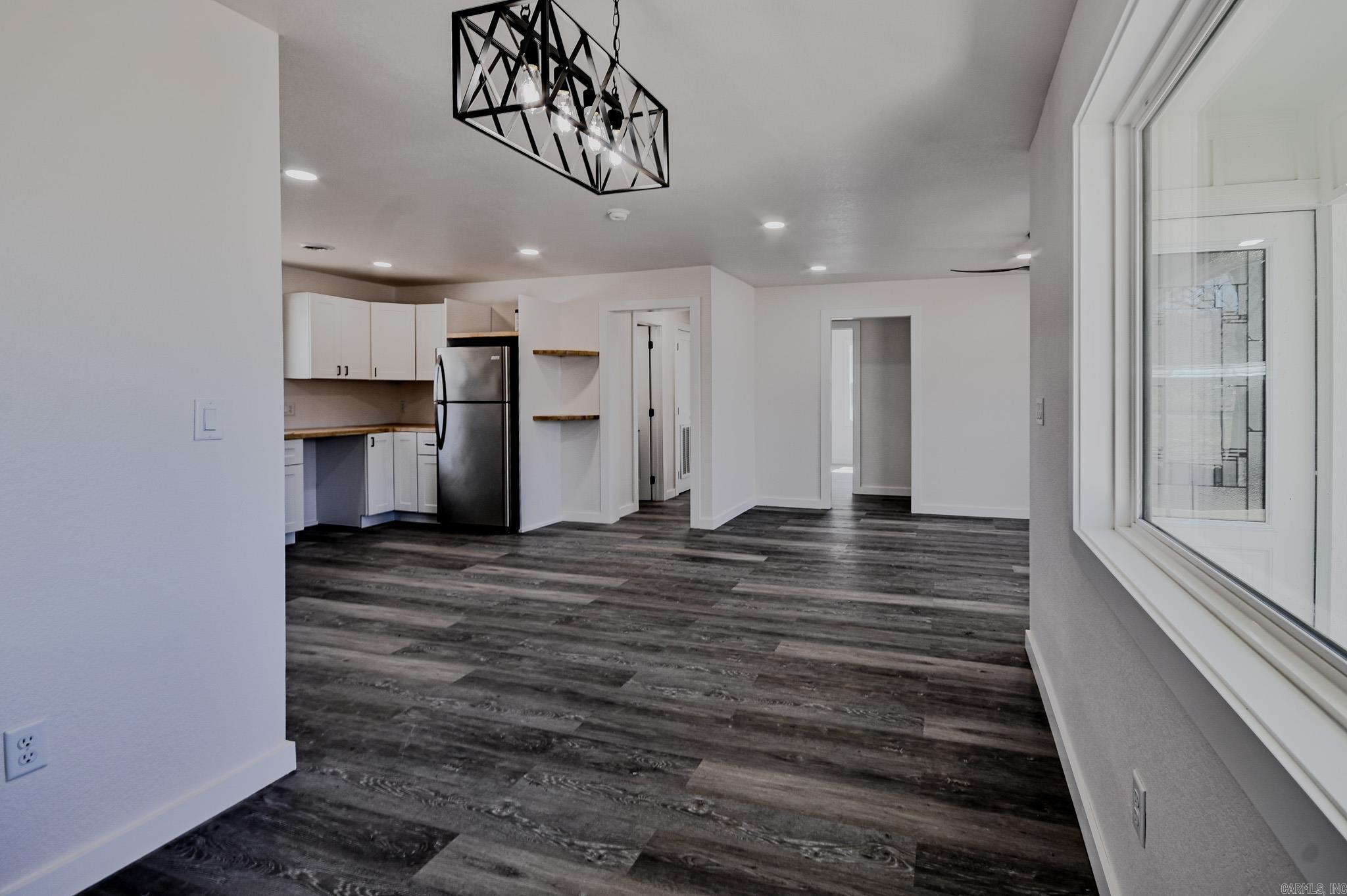 305 N Reine Street Mena, AR 71953