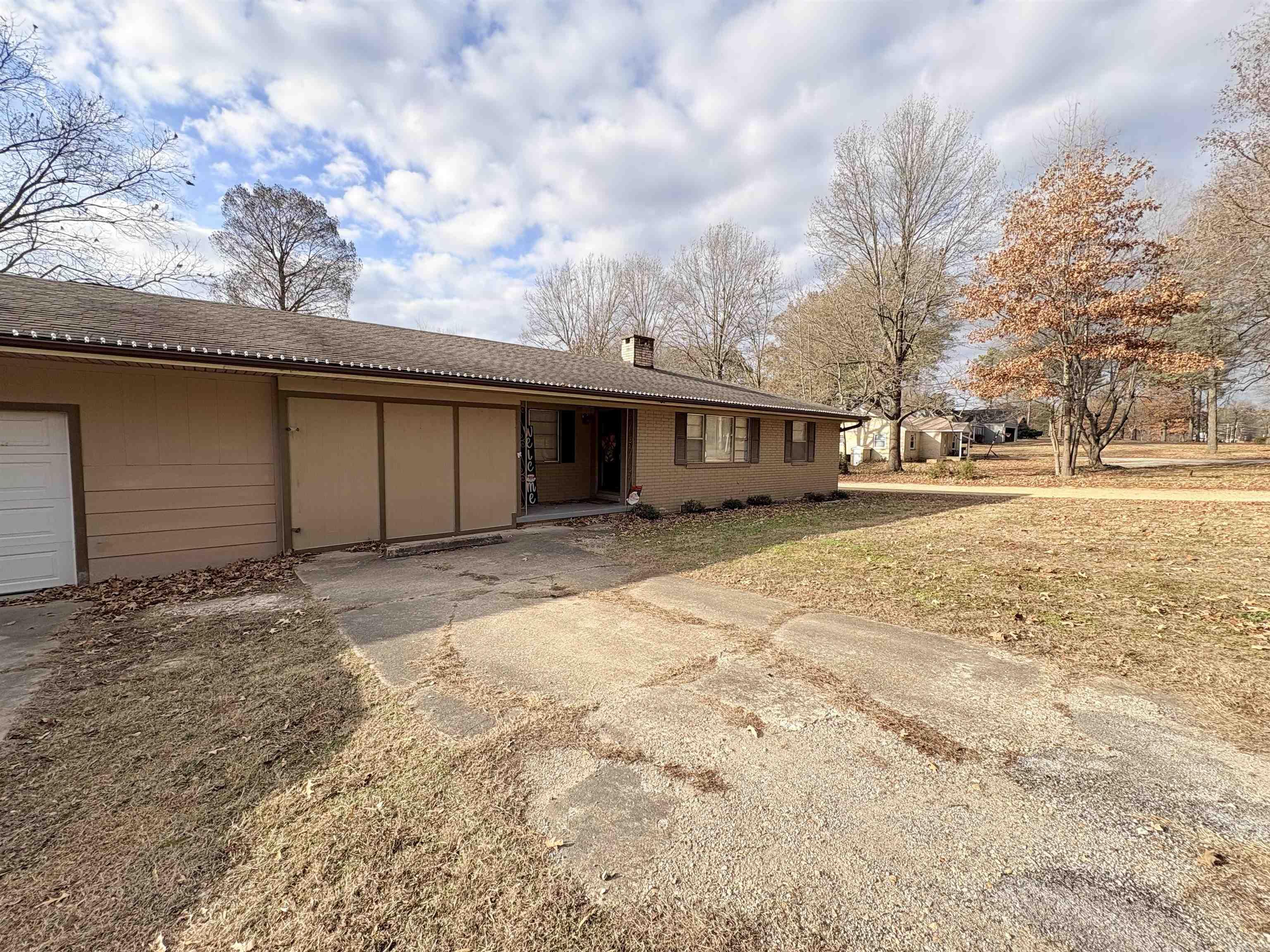 420 N 12th Avenue Piggott, AR 72454