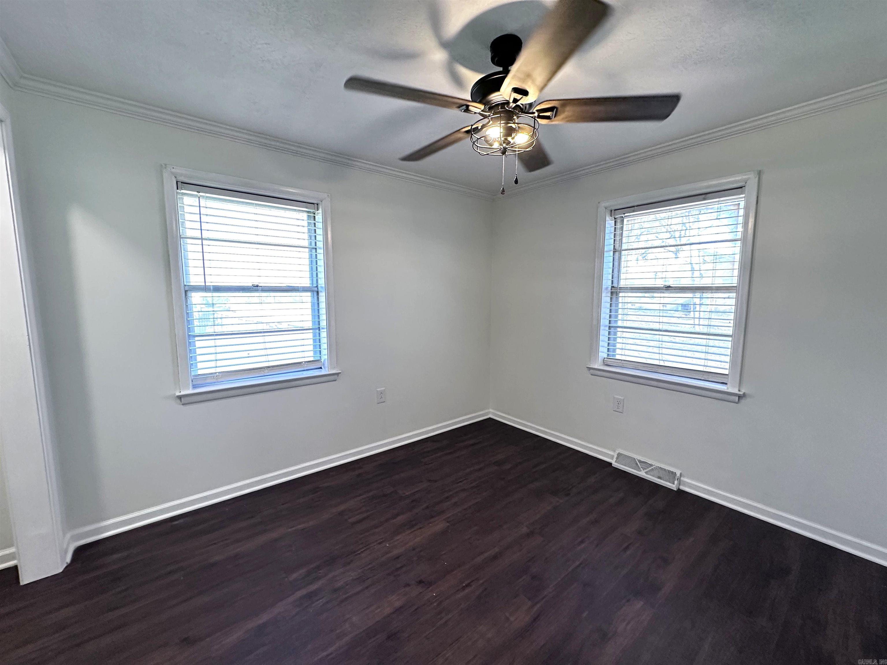 420 N 12th Avenue Piggott, AR 72454