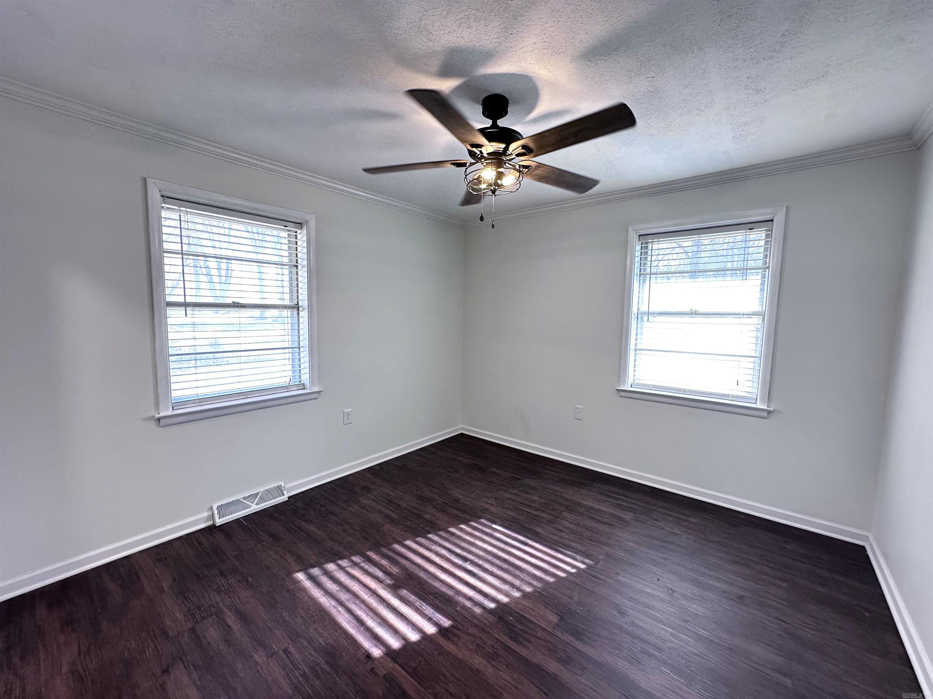 420 N 12th Avenue Piggott, AR 72454