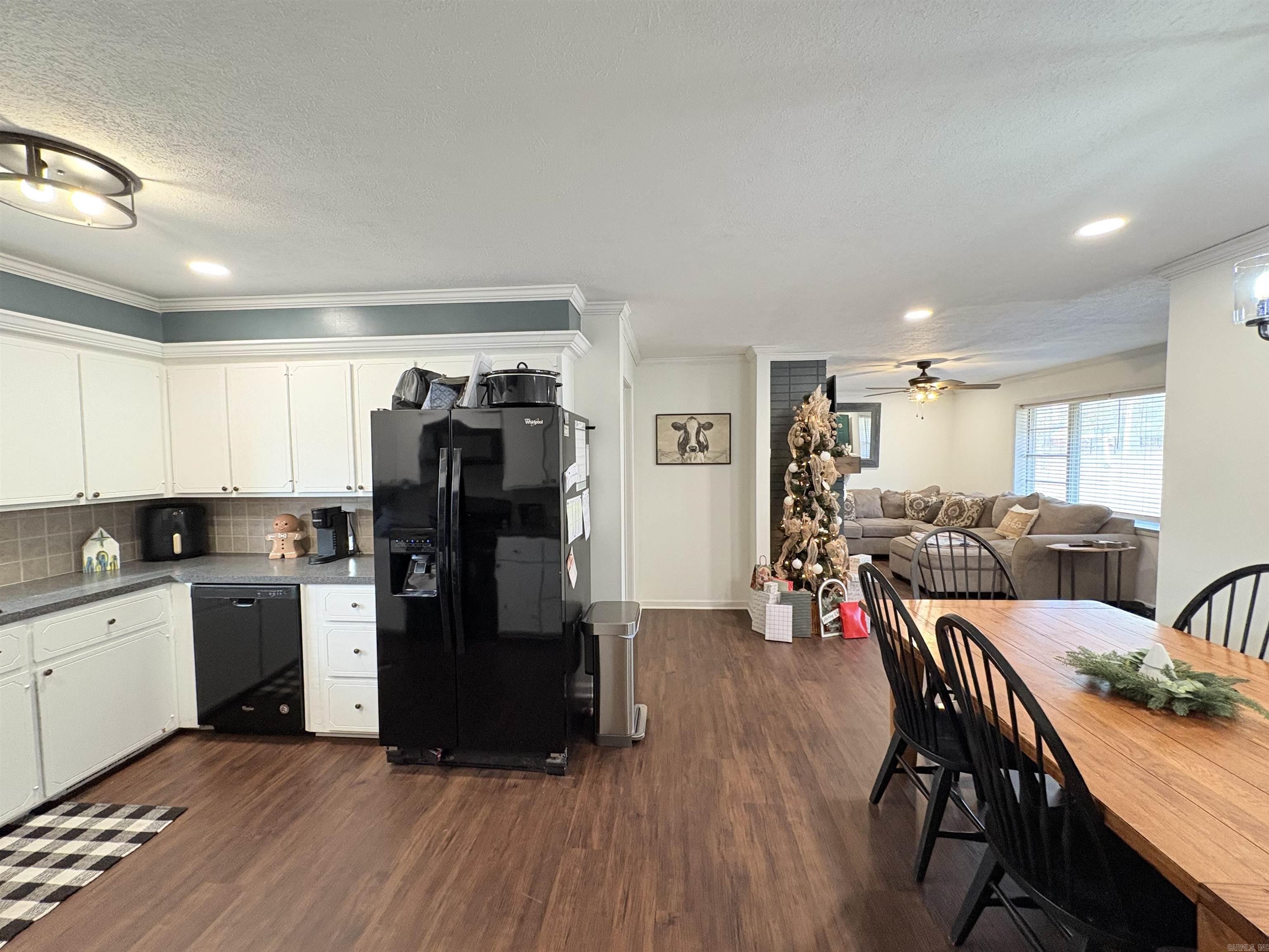 420 N 12th Avenue Piggott, AR 72454