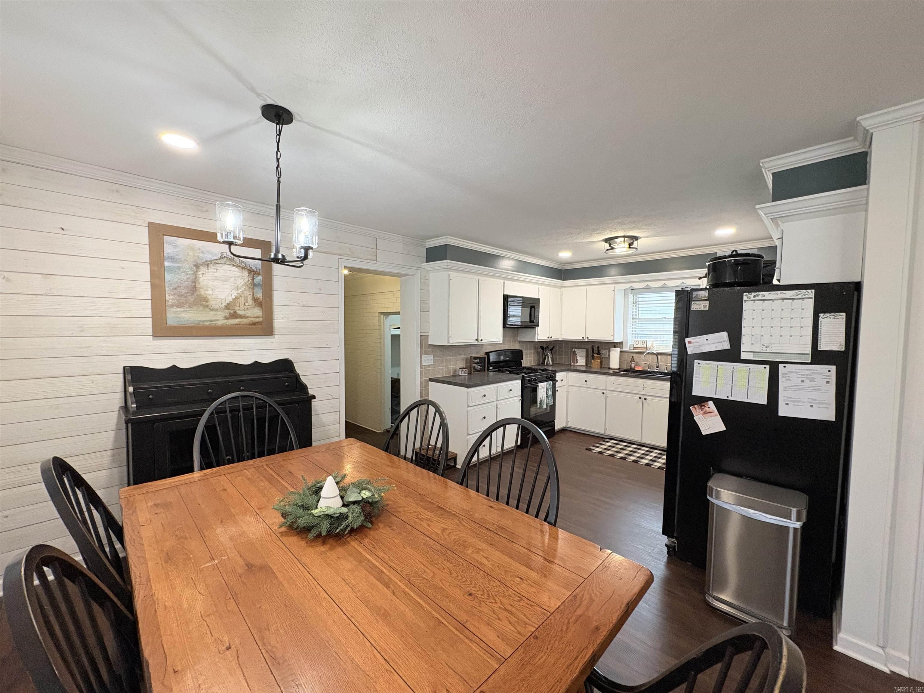 420 N 12th Avenue Piggott, AR 72454