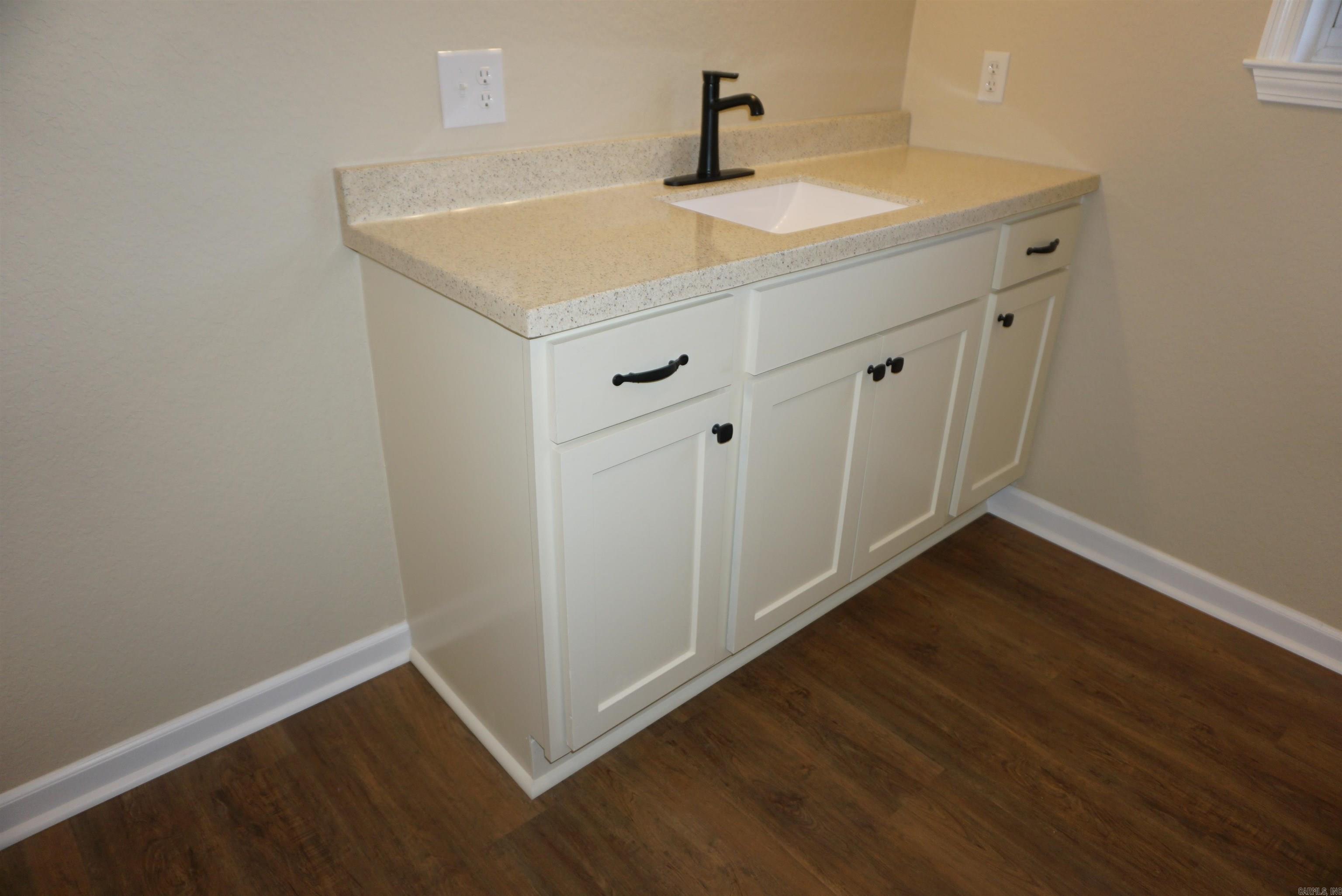 501 Forbes  Bald Knob, AR