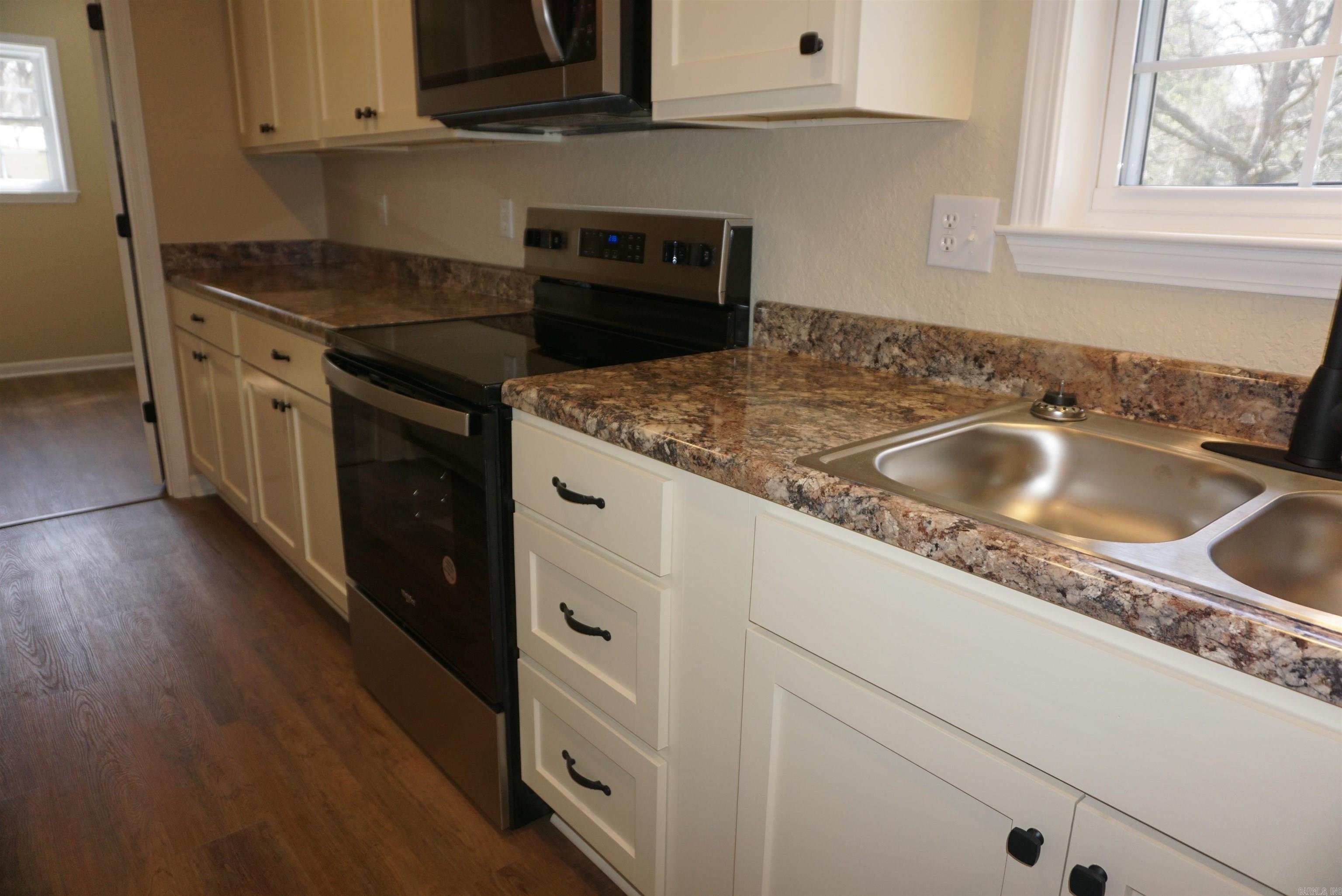 501 Forbes  Bald Knob, AR