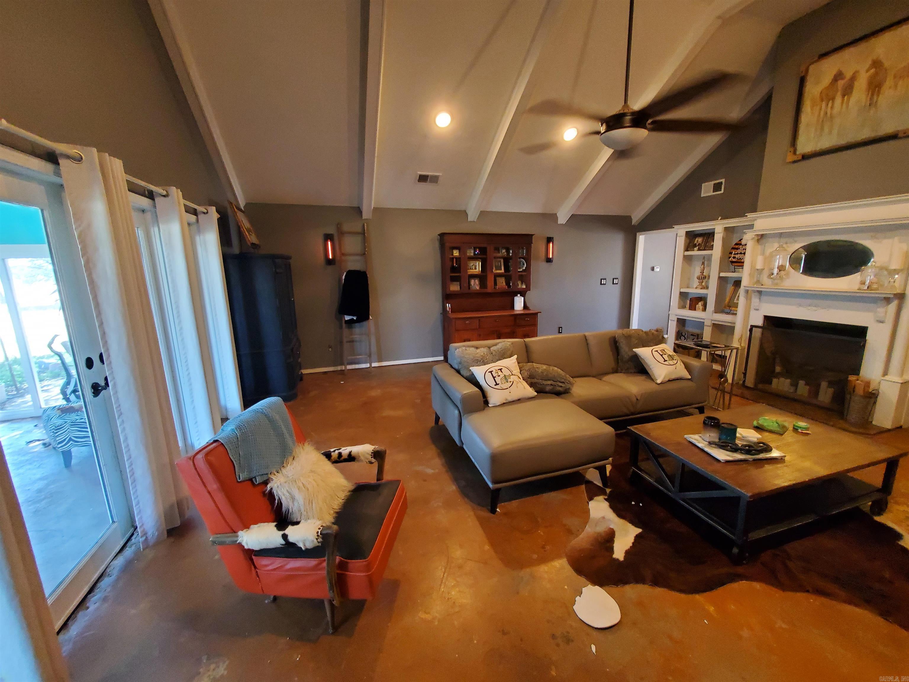 3976 CR 528 Rector, AR 72454