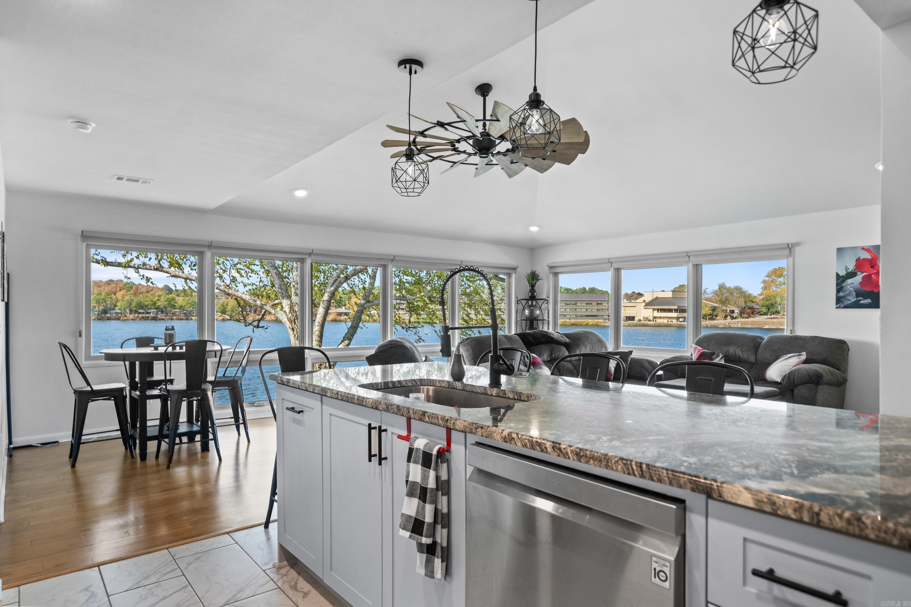 100 Bayou  Hot Springs, AR