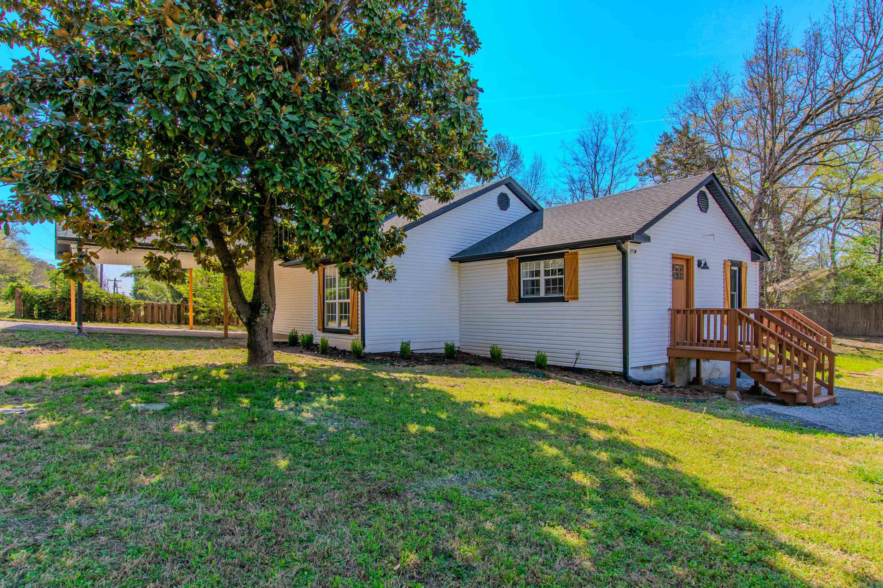 1614 E Cleland Road — photo 3