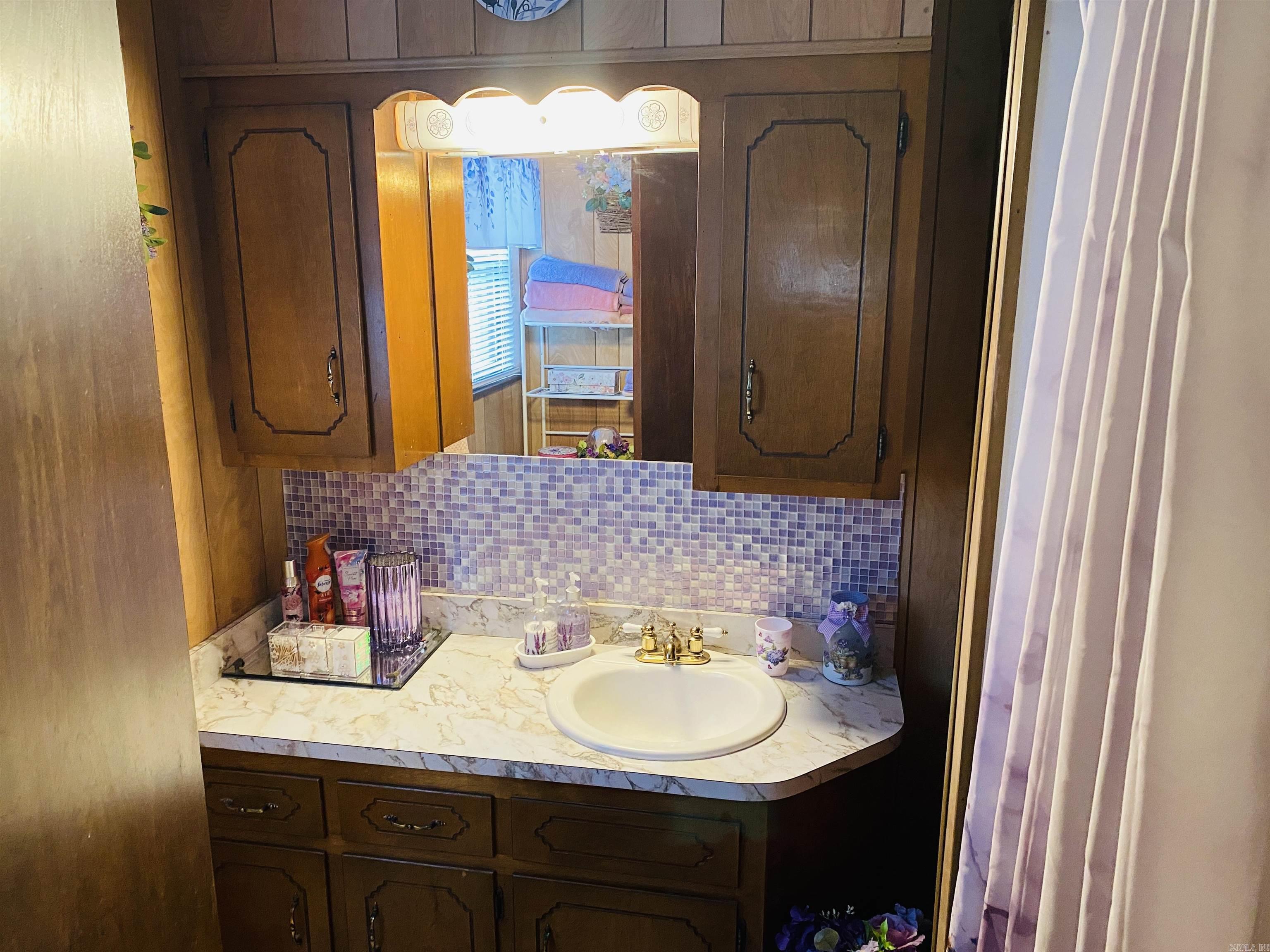 164 Polk Road 714 Mena, AR 71953