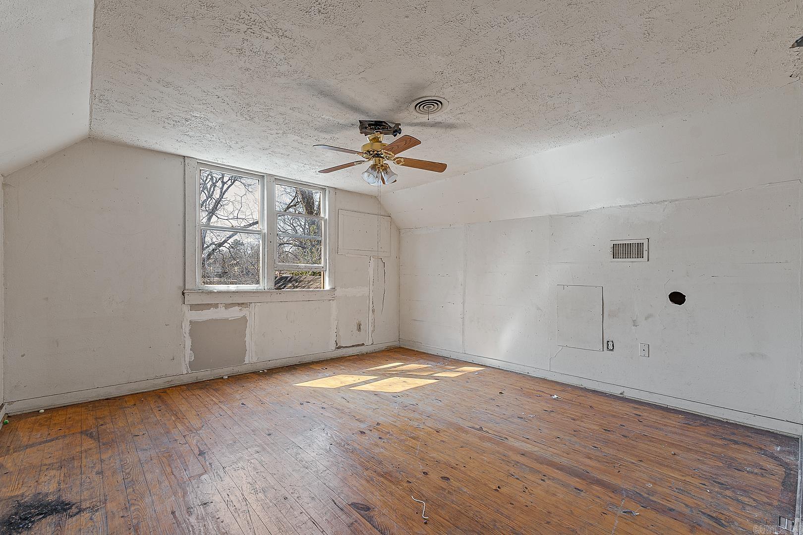 735 W Oak  Jonesboro, AR