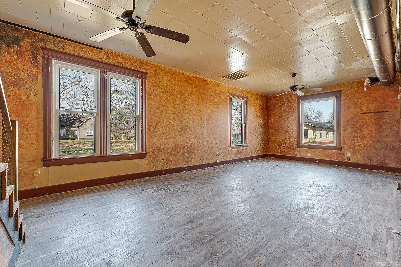 735 W Oak  Jonesboro, AR