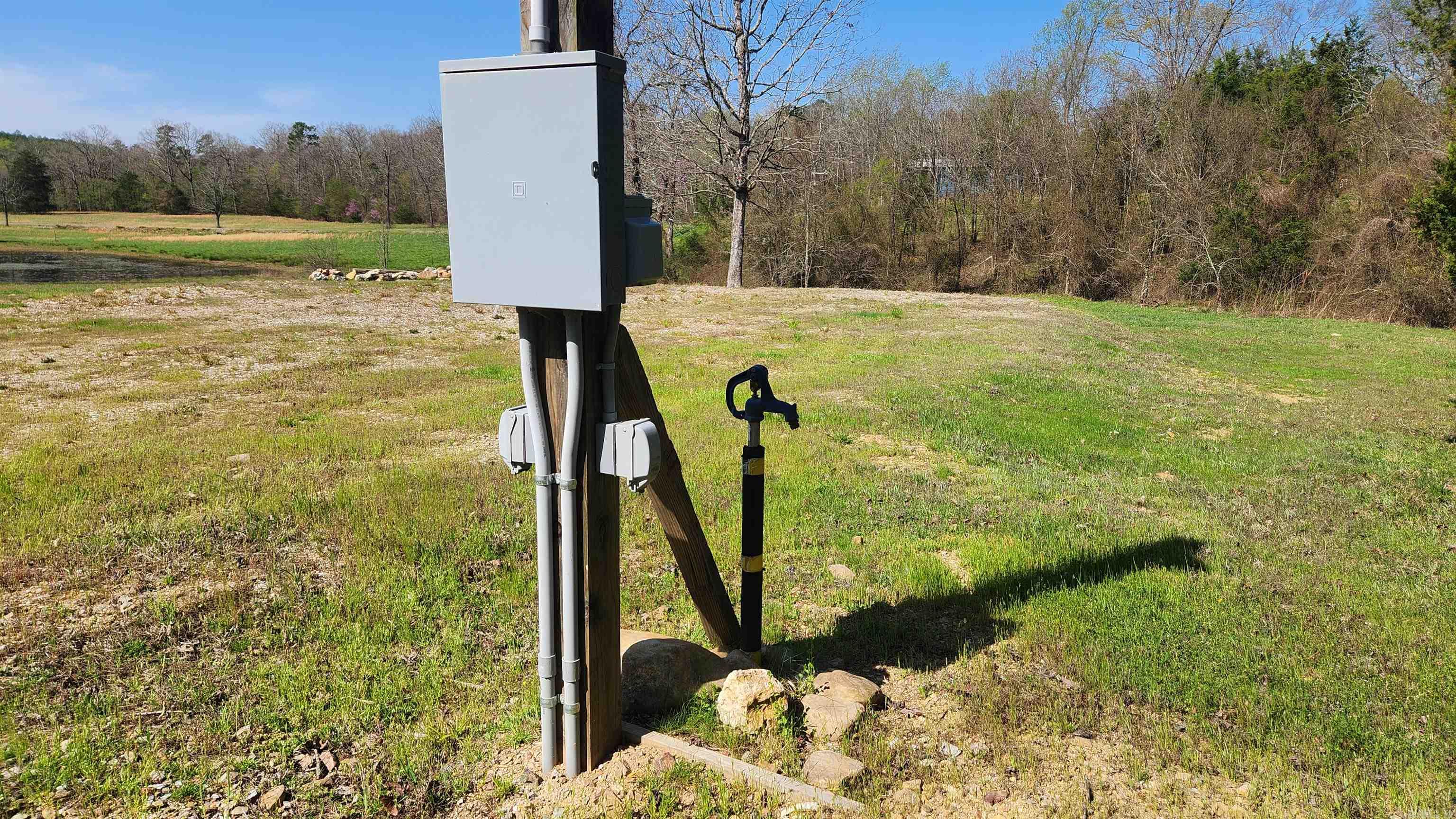 48 Reva's Way  Story, AR